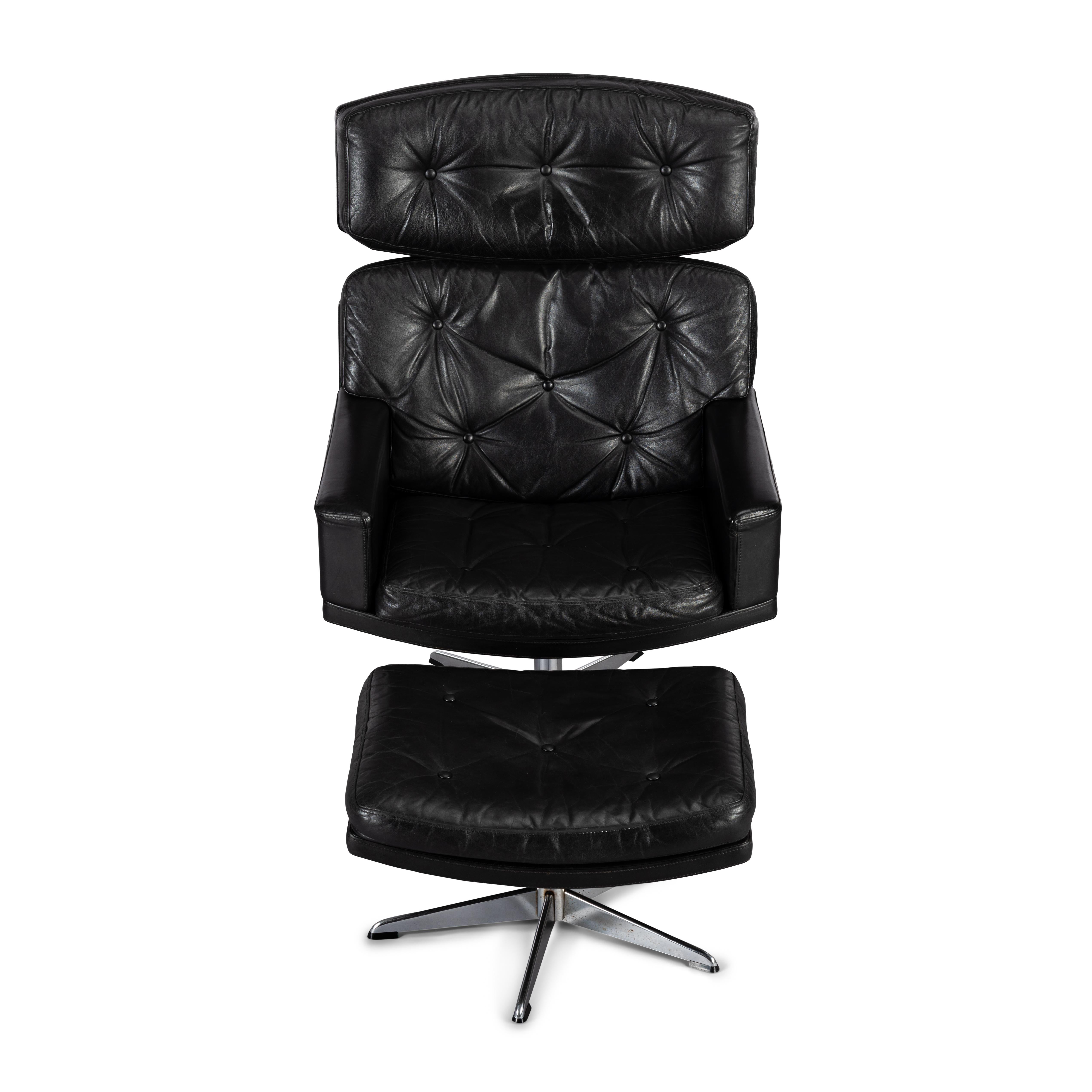 Black Leather Mid-Century Modern Swivel Chair with Ottoman by Lystager, 1960s In Good Condition In Elshout, NL