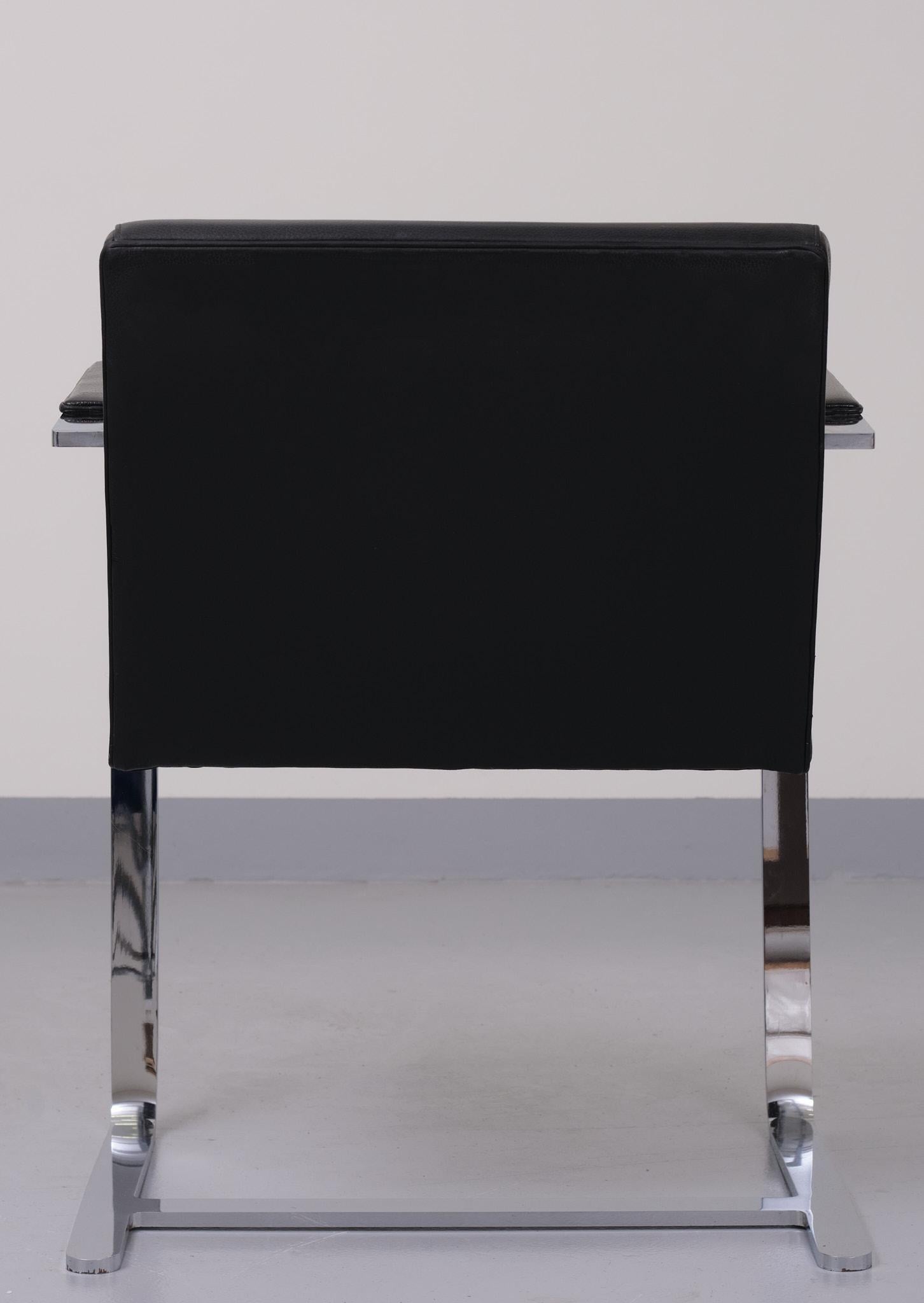 Mid-Century Modern Black Leather Mies van der Rohe Brno Chair  For Sale