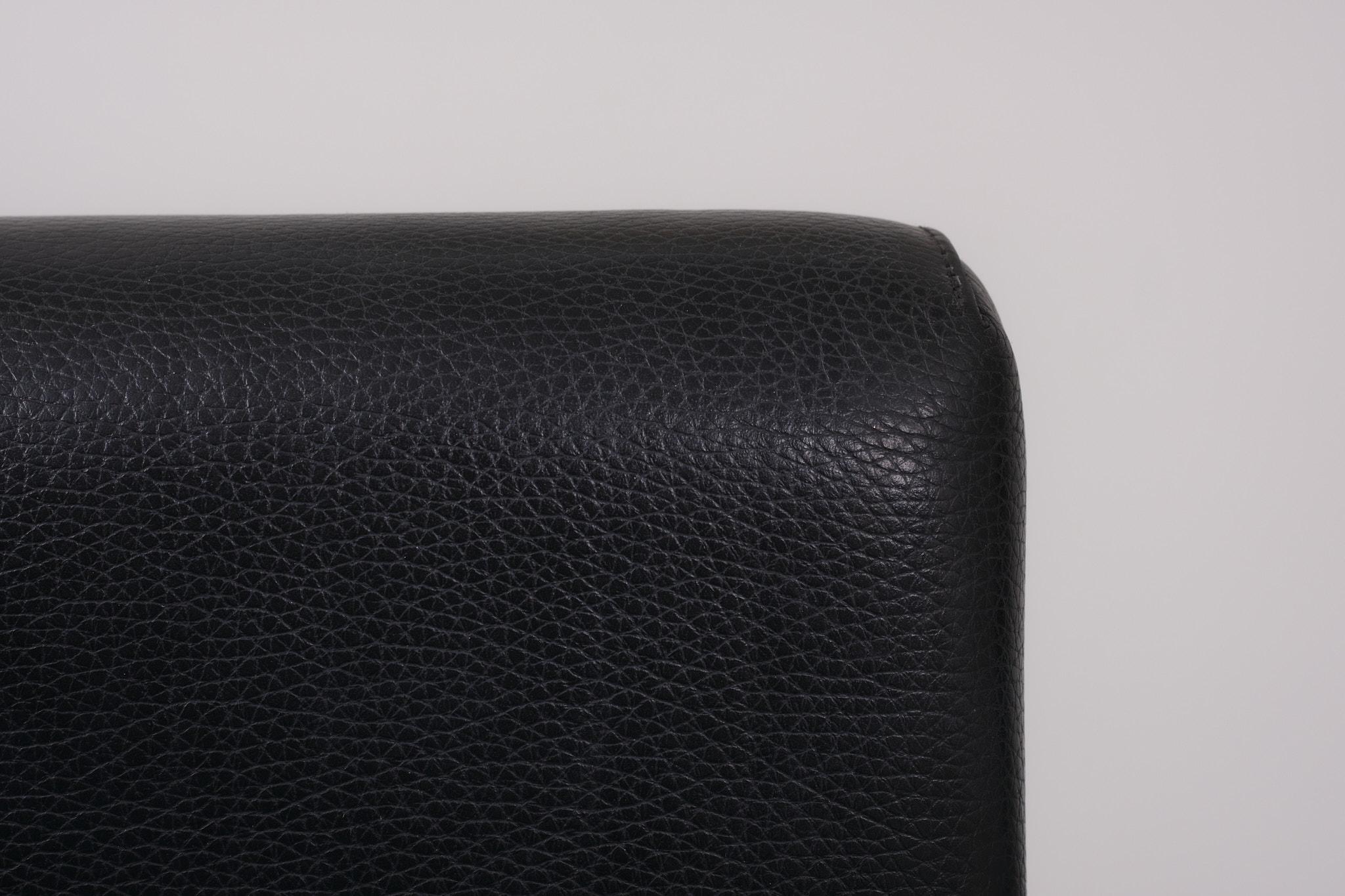 Black Leather Mies van der Rohe Brno Chair  For Sale 1