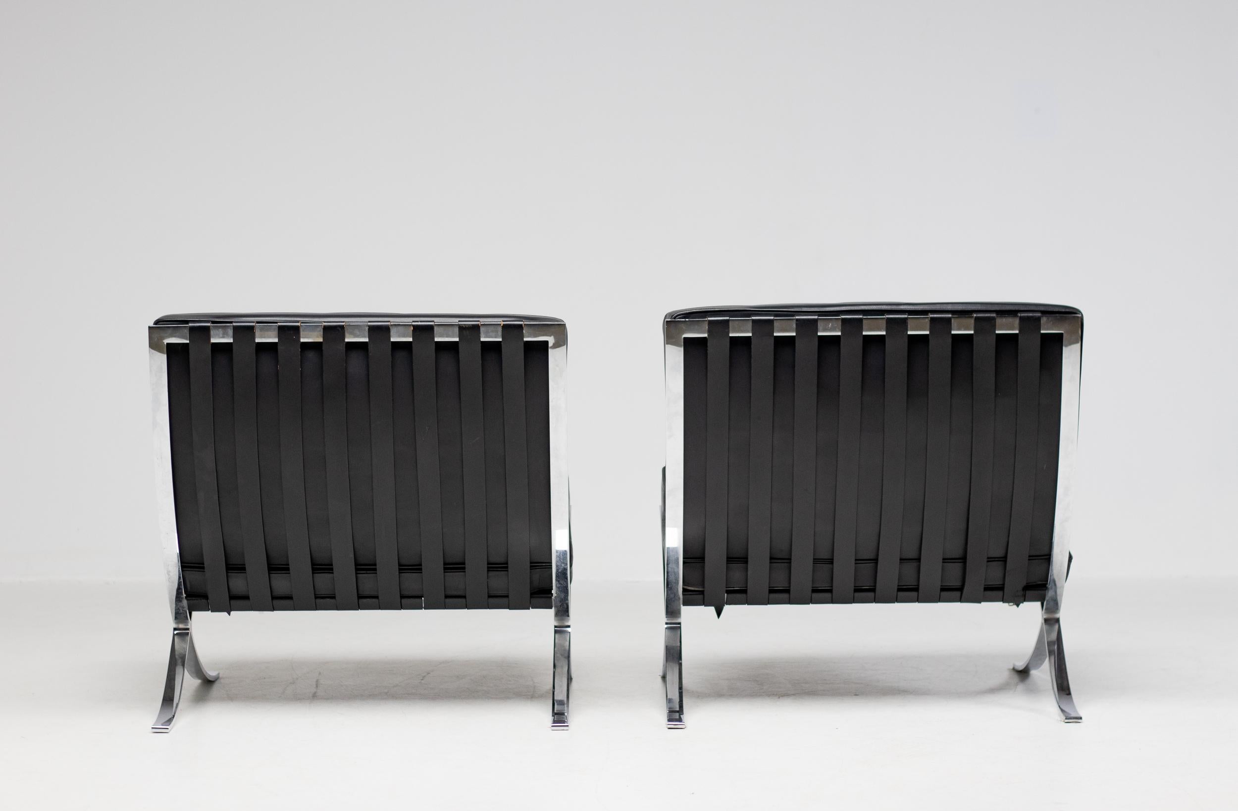 American Black Leather Mies van der Rohe for Knoll Barcelona Chairs, Matching Set of Two For Sale