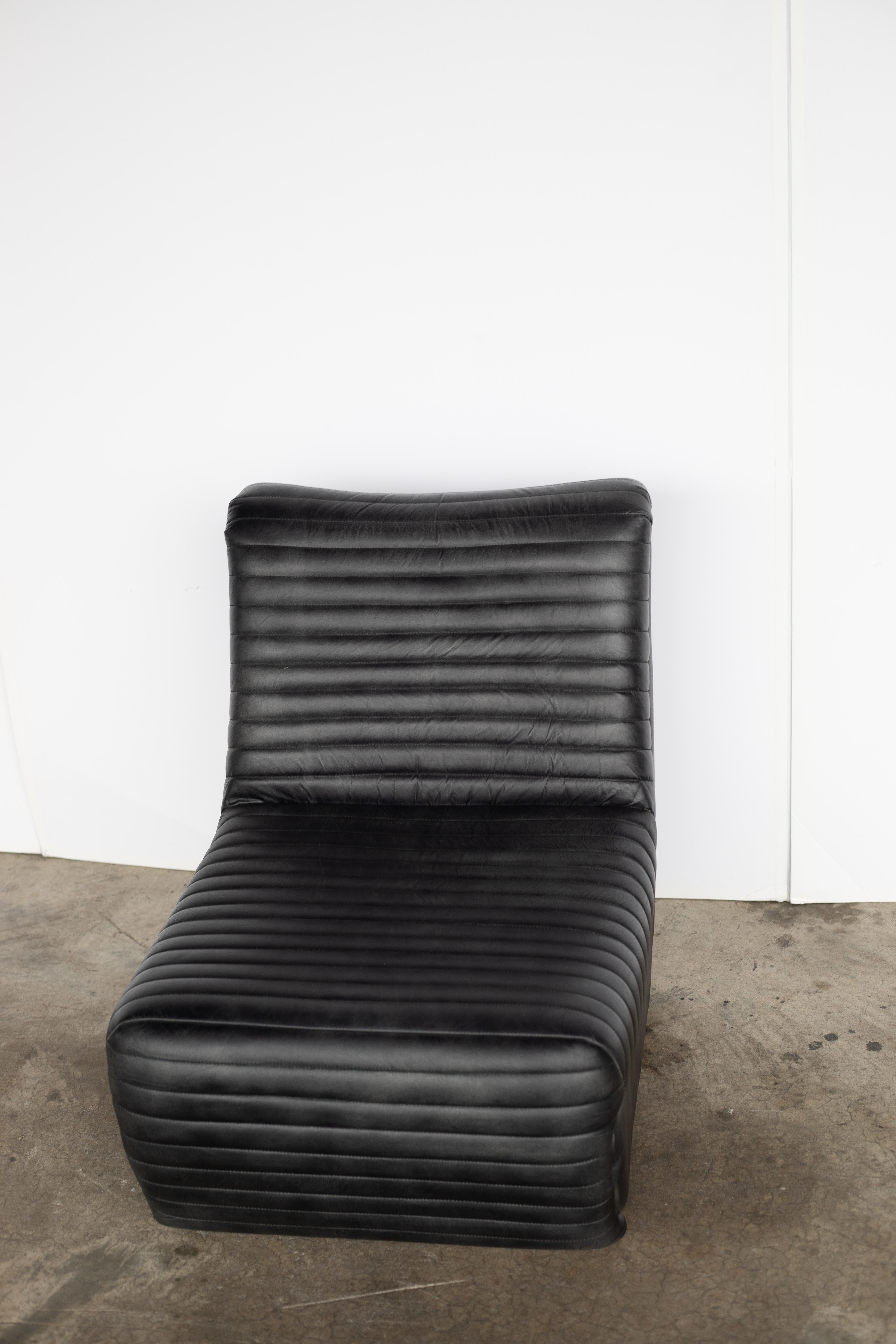 Modularer Sesselsatz aus schwarzem Leder (Ende des 20. Jahrhunderts) im Angebot