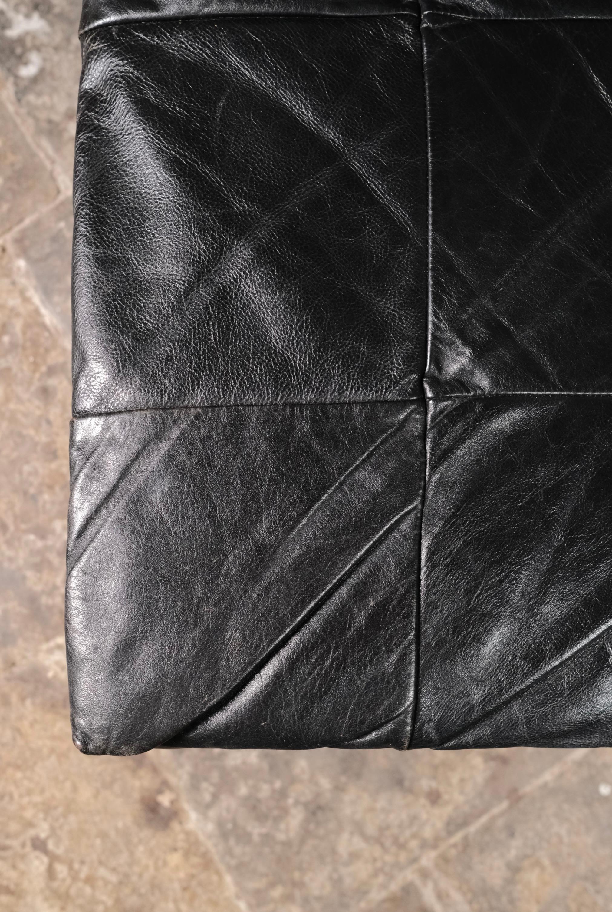 Black leather Player sofa by Hans Hopfer for Roche Bobois, France, 1972 For Sale 7