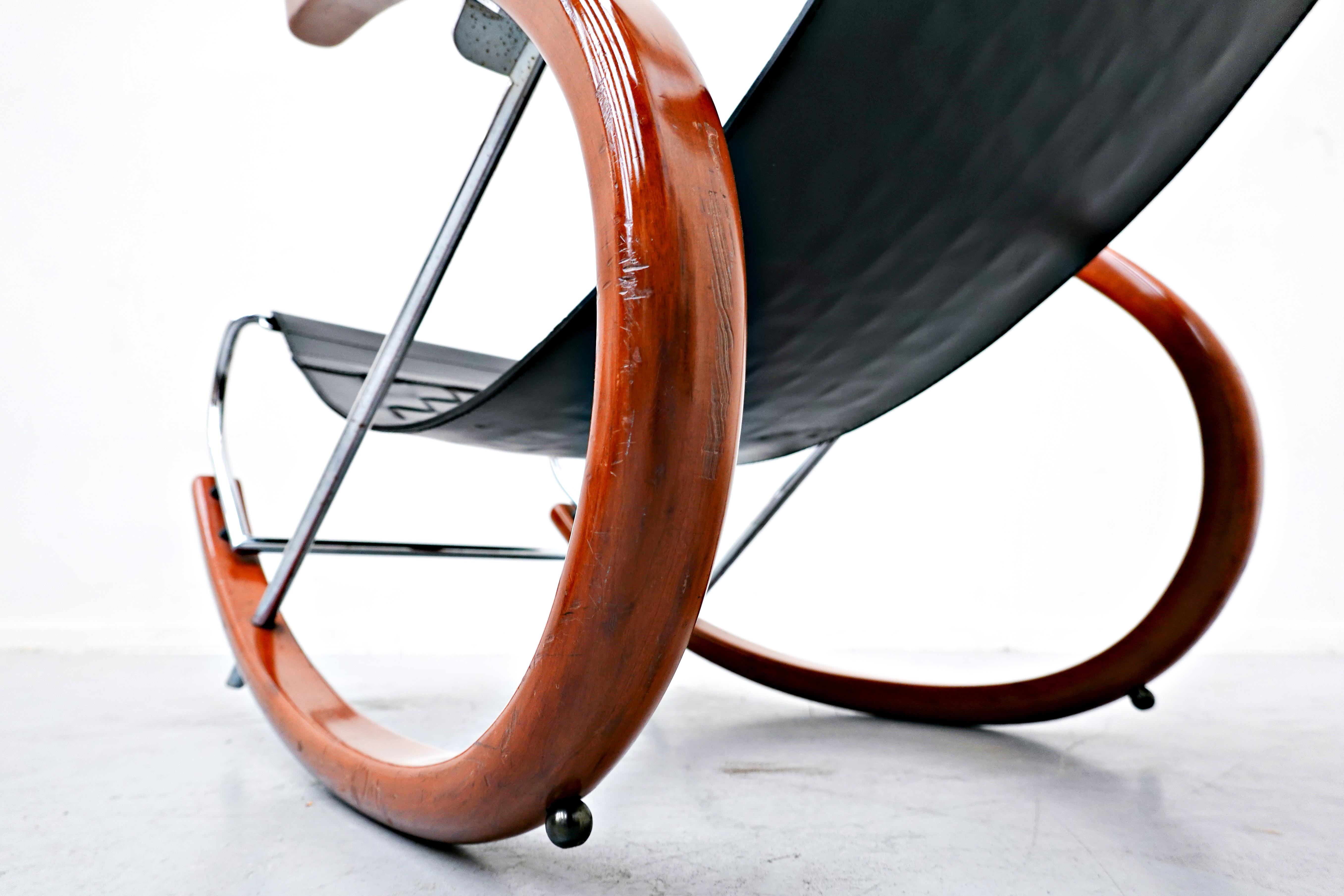 Black Leather Rocking Chair Model 'Donna' by Elio di Franco for Zanotta, 1988 5