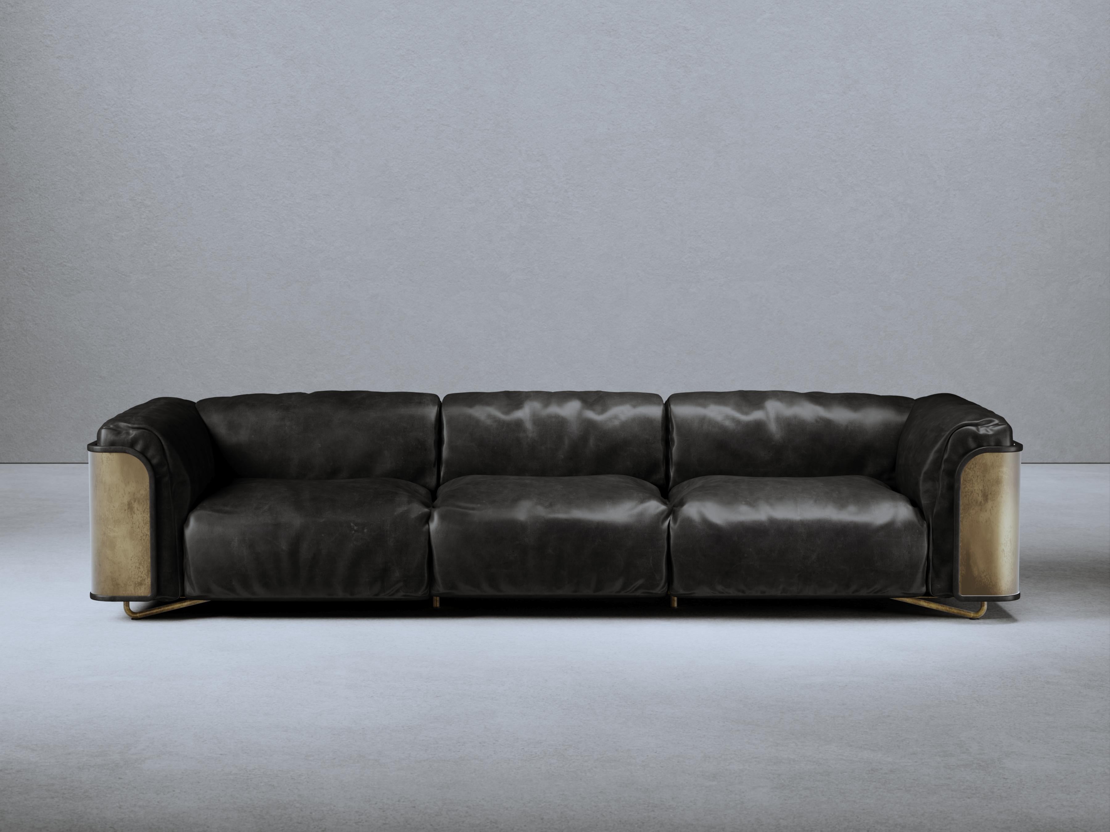 Black Leather Saint Germain Sofa by Gio Pagani In New Condition For Sale In Geneve, CH