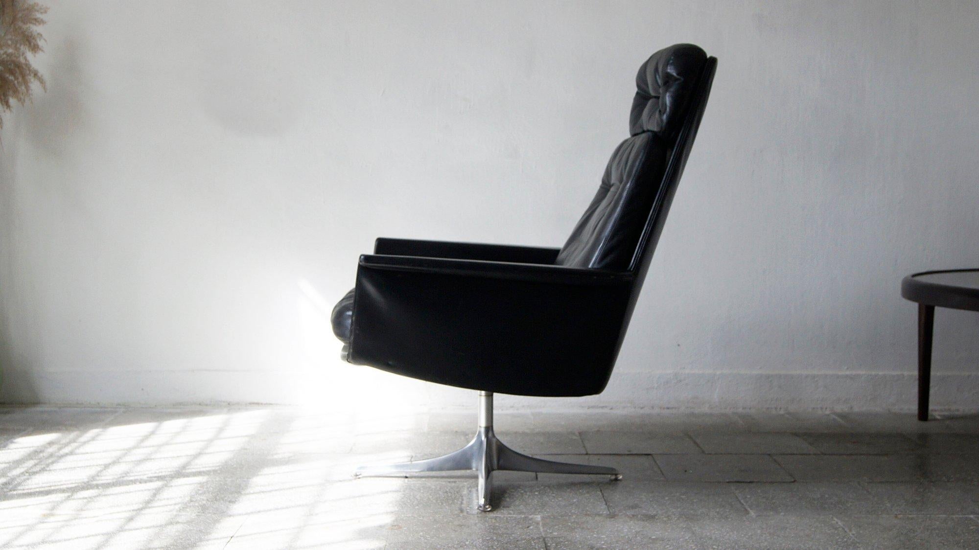 Black Leather Sedia Swivel Chair by Horst Brüning for Cor, 1960s In Good Condition In KUTNO, PL