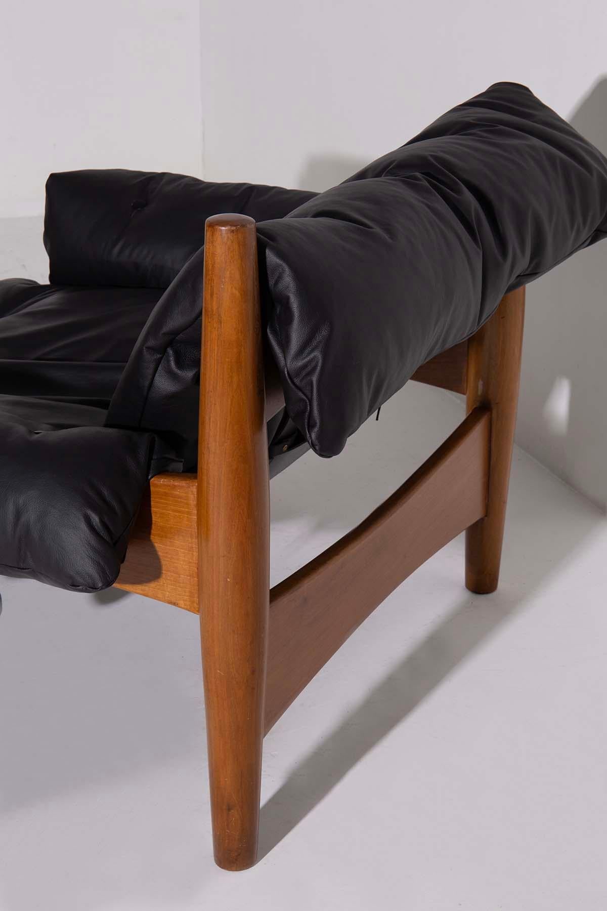 Mid-Century Modern Black Leather “Sheriff” Armchairs by Sergio Rodrigues