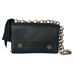 Sac à bandoulière en cuir noir avec chaîne en métal doré LANVIN par Alber Elbaz
