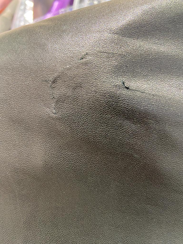 Black leather skirt-suit Gianni Versace For Sale 9