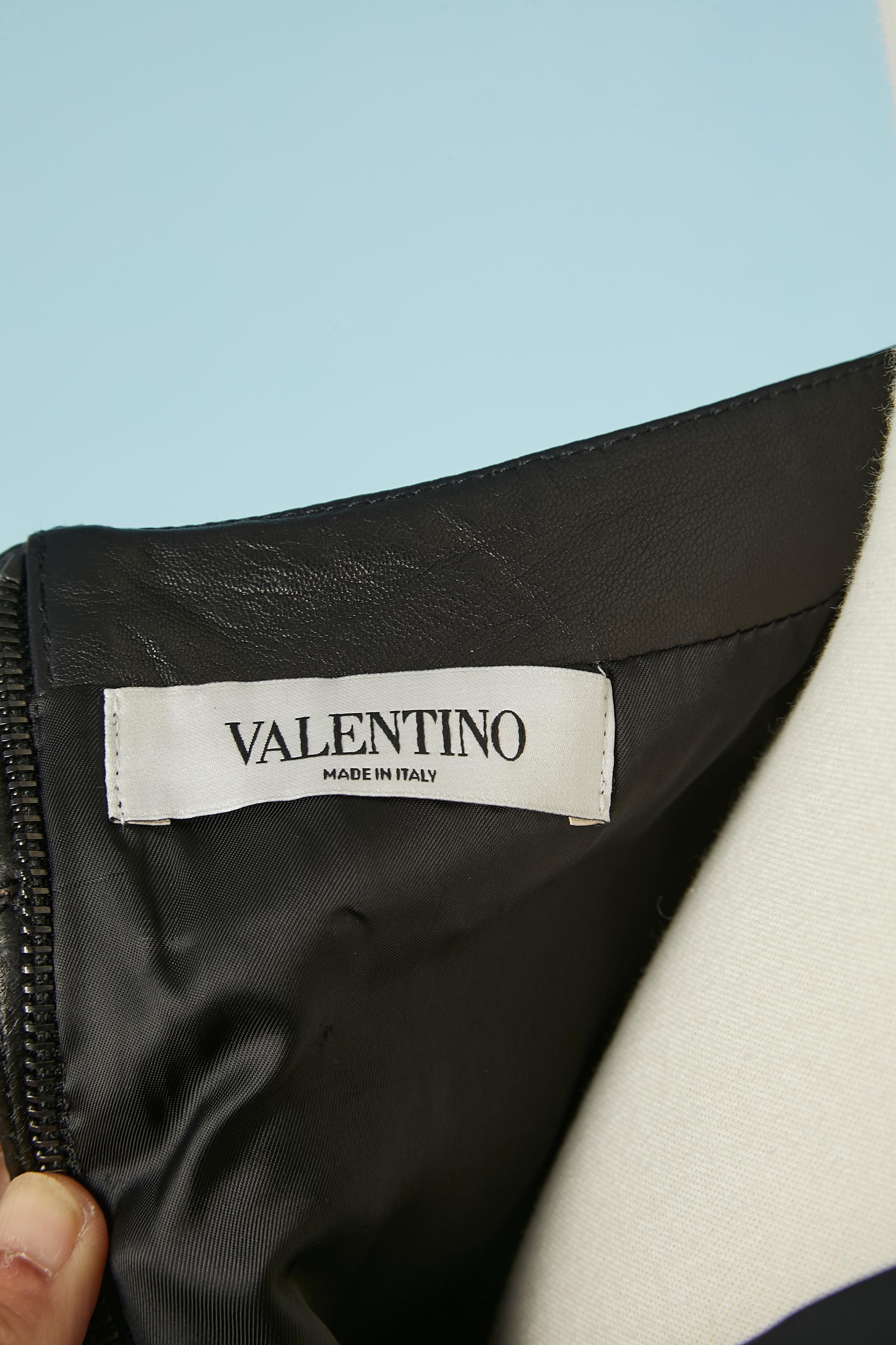 Black leather skirt Valentino  For Sale 1