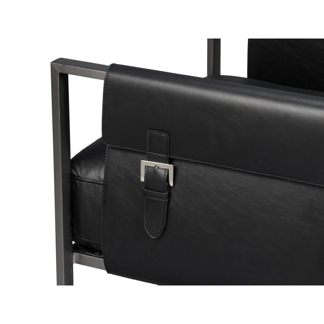 Sedia da salotto con fionda in pelle nera in vendita 1