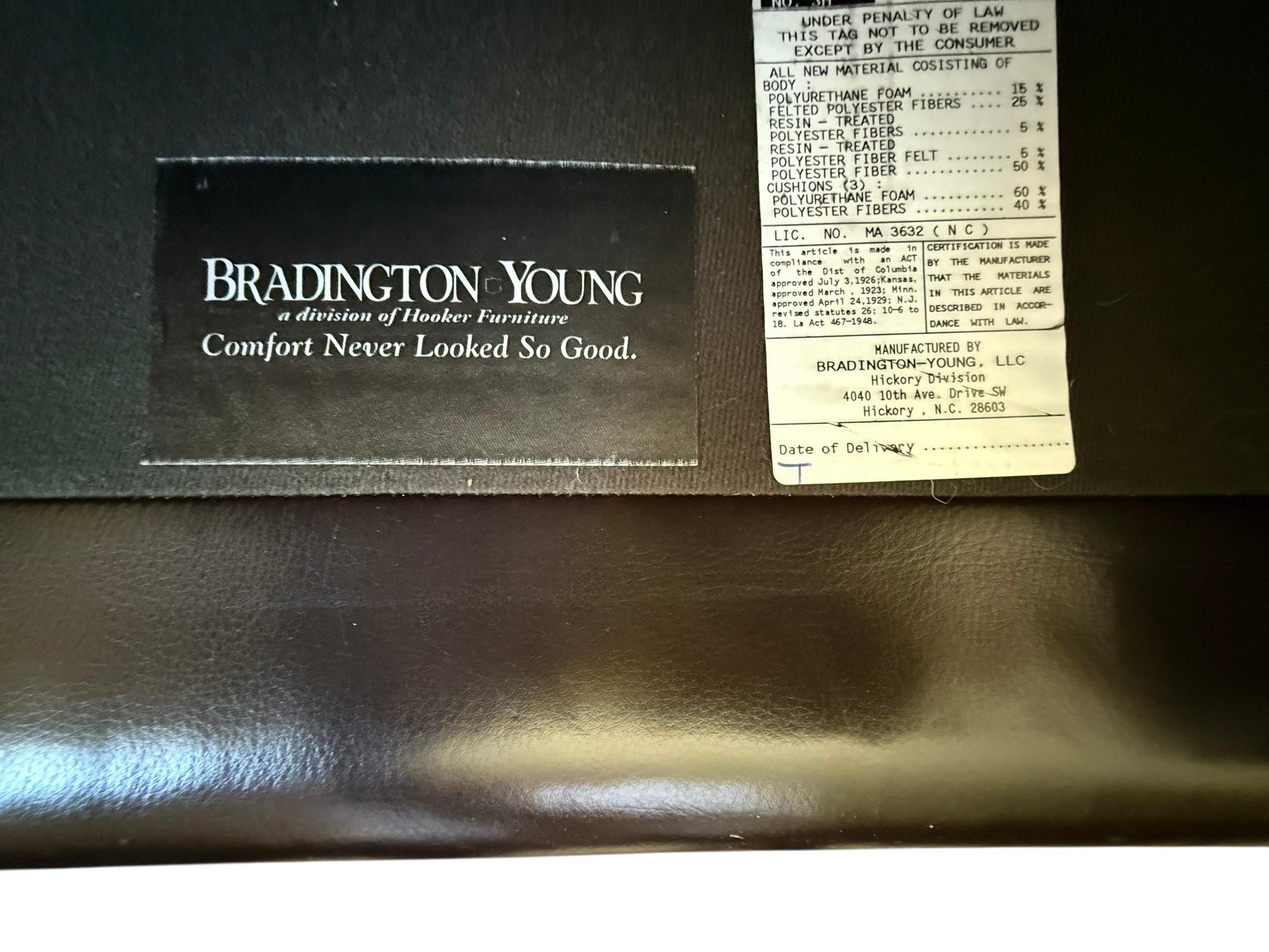 Black Leather Sofa Bradington Young Couch Black Vintage Leather Black In Good Condition For Sale In Rochester, NY
