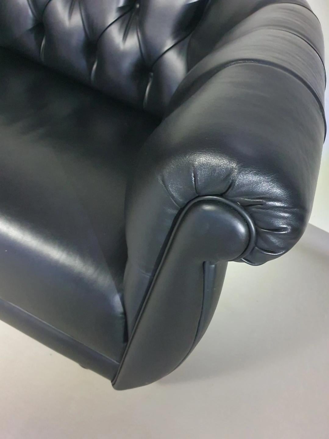 Black leather sofa by Anna Gili for Mastrangelo  Milan Furniture 1996 For Sale 4