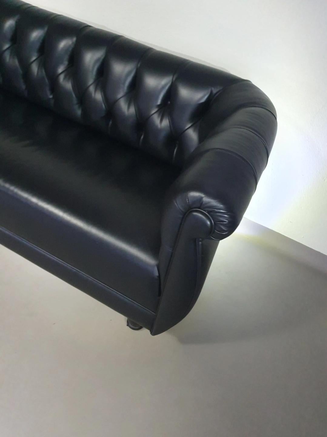 Black leather sofa by Anna Gili for Mastrangelo  Milan Furniture 1996 For Sale 1