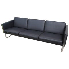 Schwarzes Sofa aus schwarzem Leder von Hans Wegner, Modell CH103, für Carl Hansen & Son