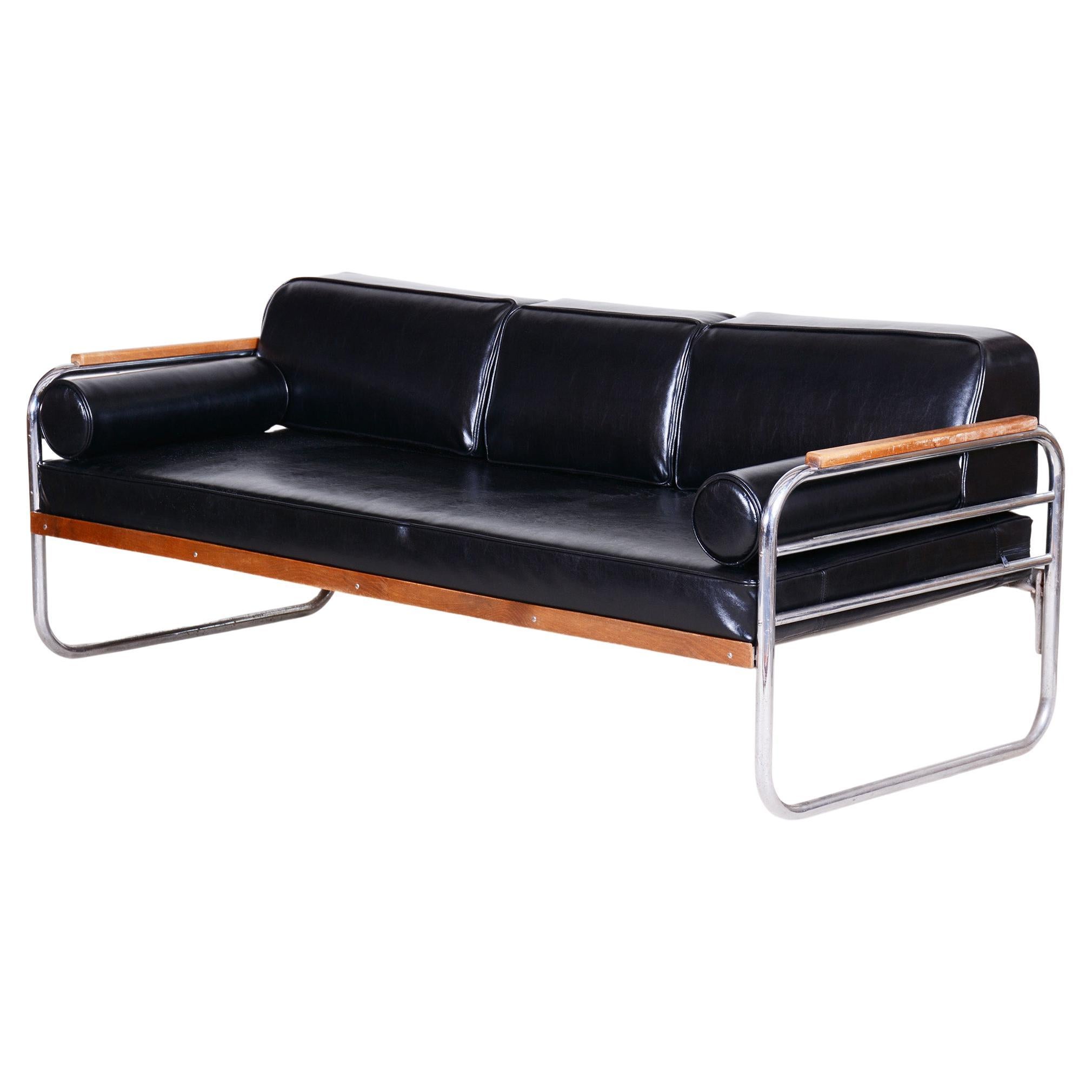 Schwarzes Sofa aus schwarzem Leder von Thonet aus den 1930er Jahren in Tschechien im Angebot