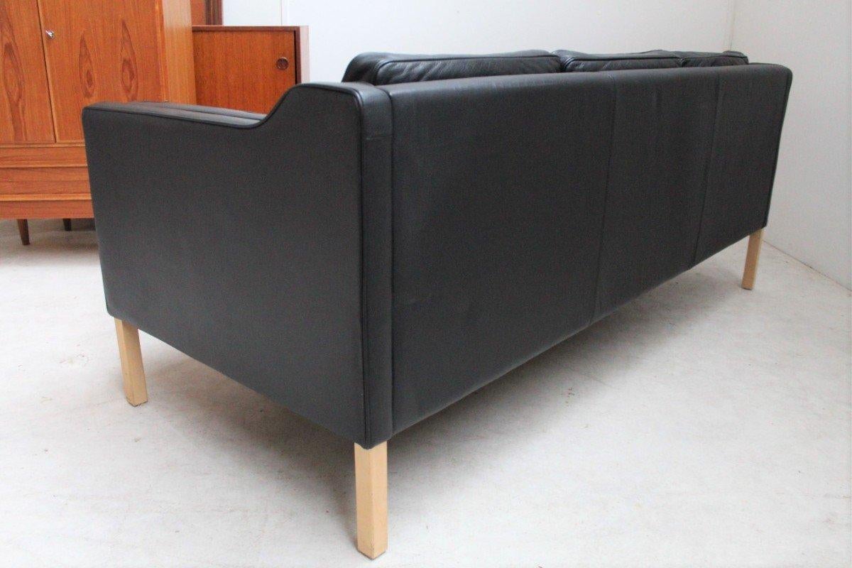 Black Leather Sofa, Scandinavian, 1970s In Good Condition In Brussels , BE