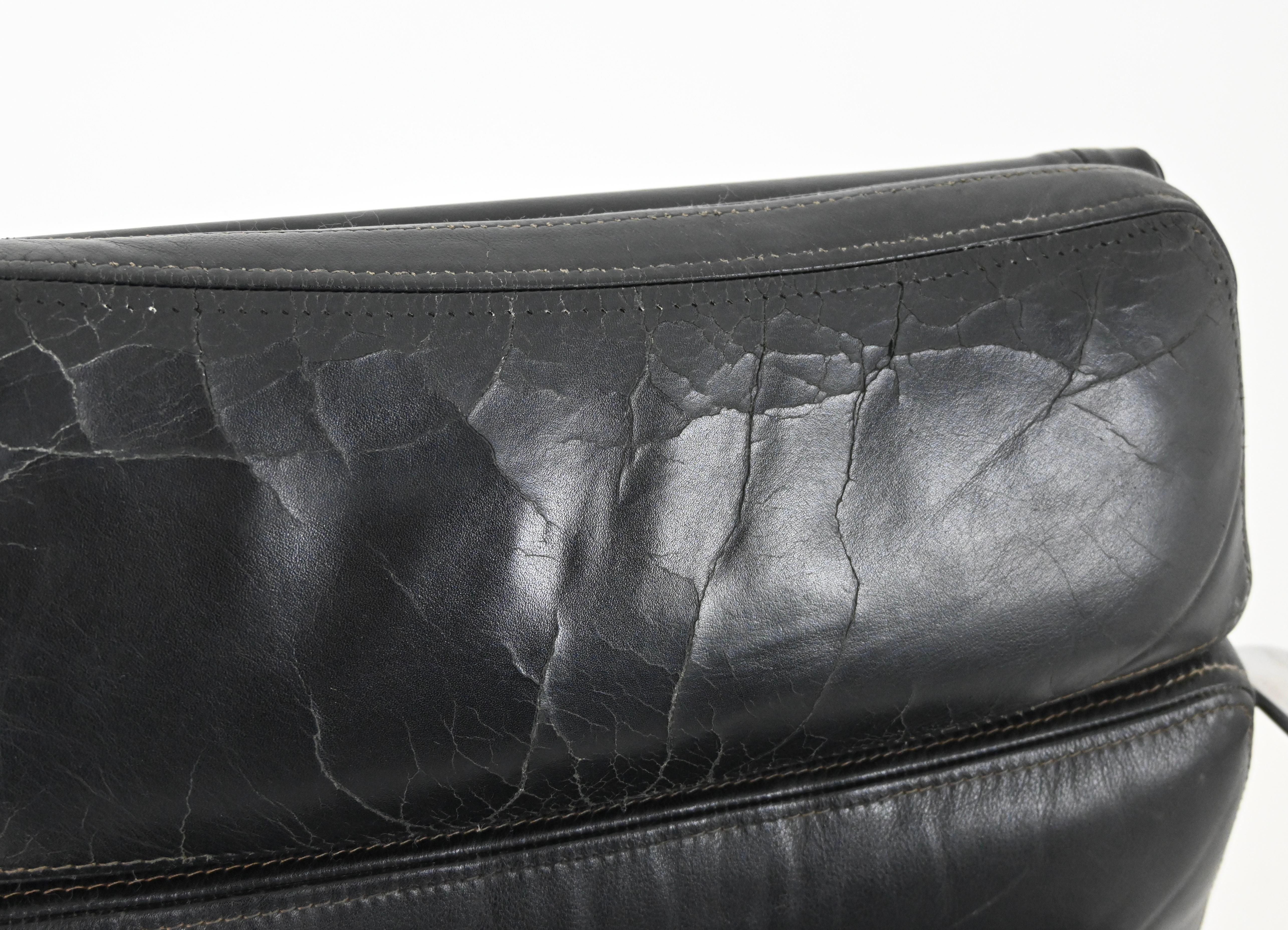 Black Leather Soft Pad Chair von Charles and Ray Eames für Herman Miller, 1970er Jahre im Angebot 4