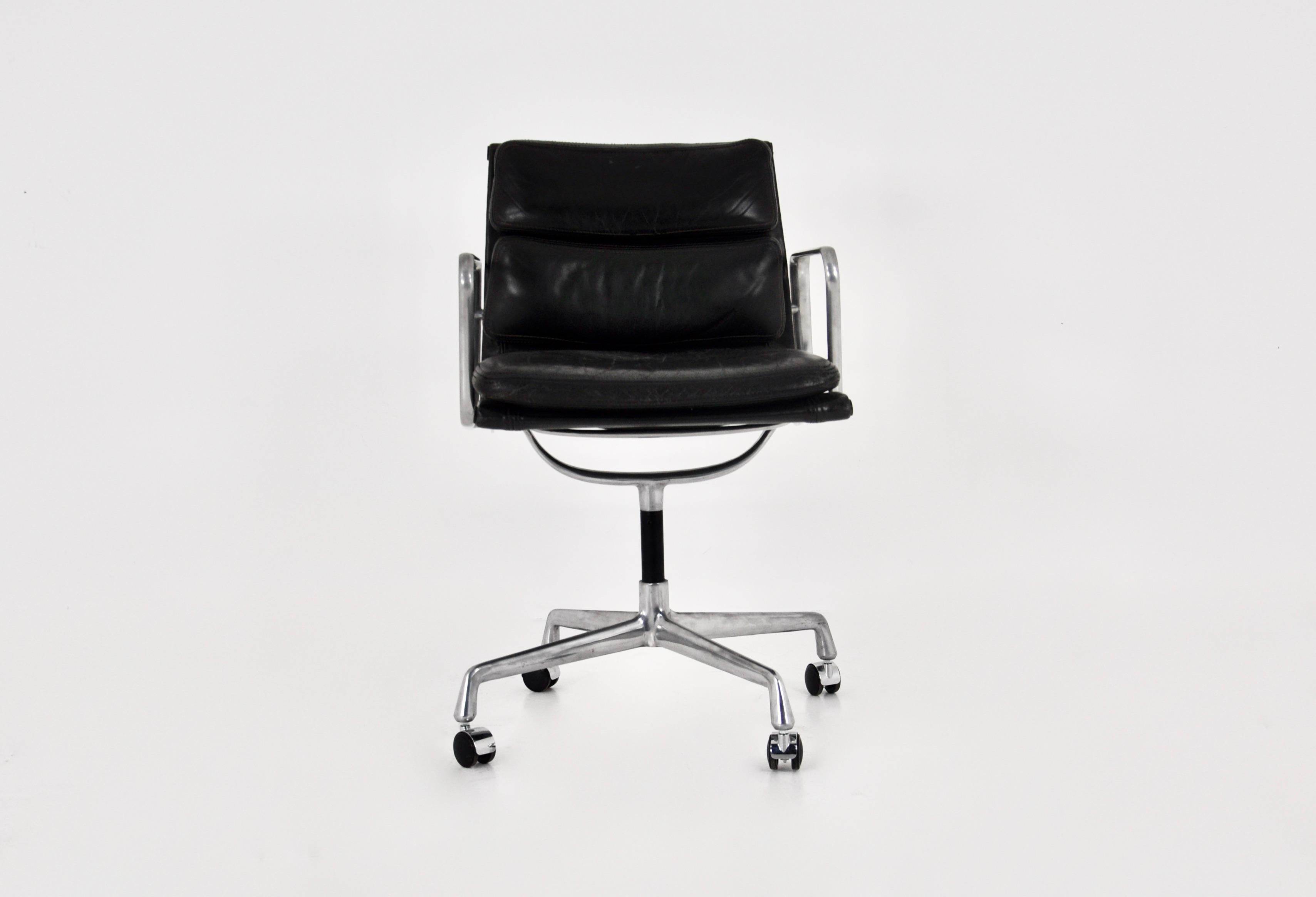 Italian Black Leather Soft Pad Office Chair by Charles and Ray Eames for Icf, 1970s