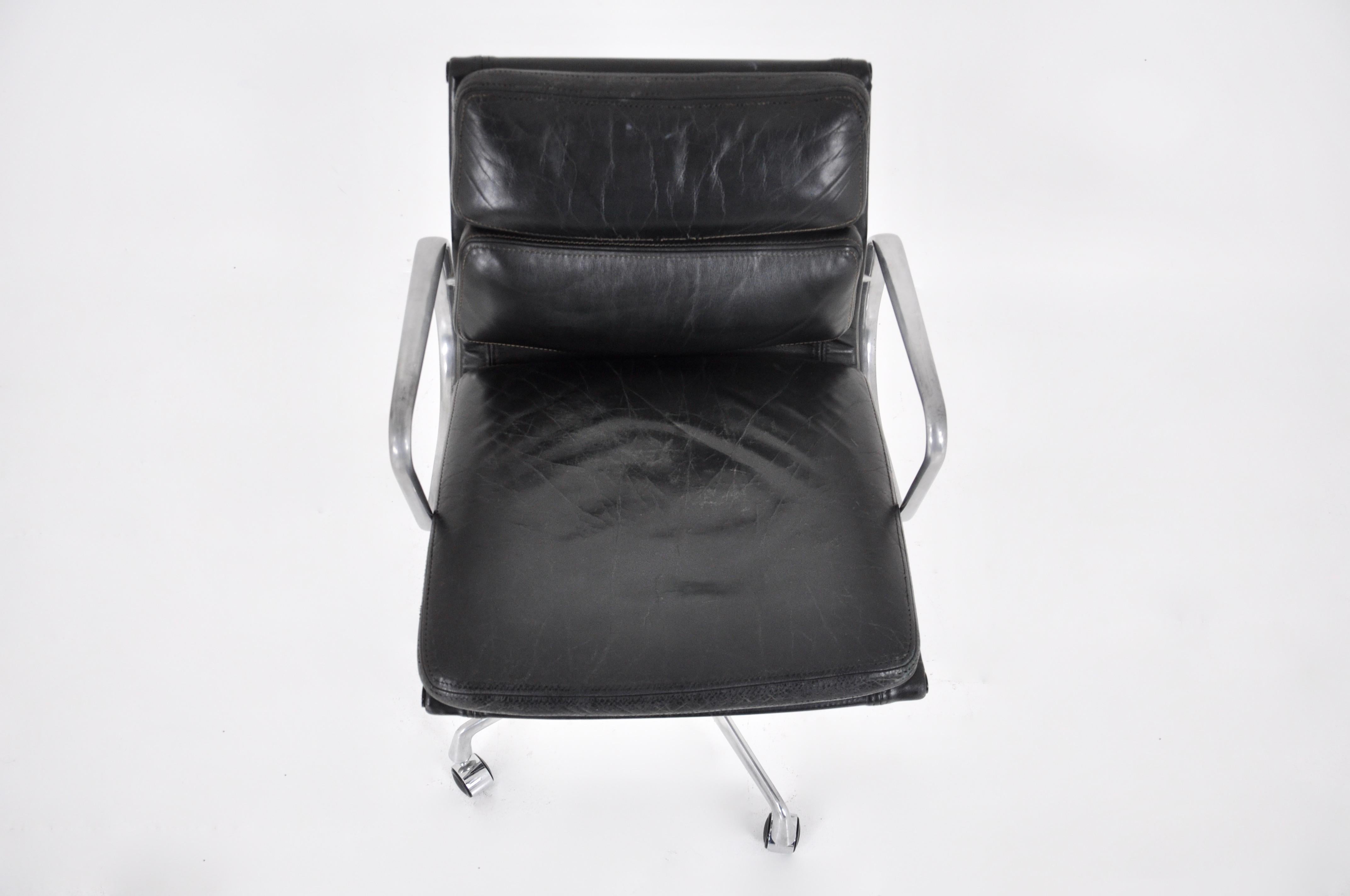 Black Leather Soft Pad Office Chair by Charles and Ray Eames for Icf, 1970s 1