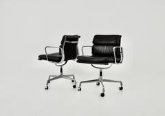 Soft Pad Chair aus schwarzem Leder von Charles und Ray Eames für Icf, 1970er Jahre, 2 Exemplare