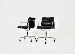 Soft Pad Chair aus schwarzem Leder von Charles und Ray Eames für Icf, 1970er Jahre, 2 Exemplare