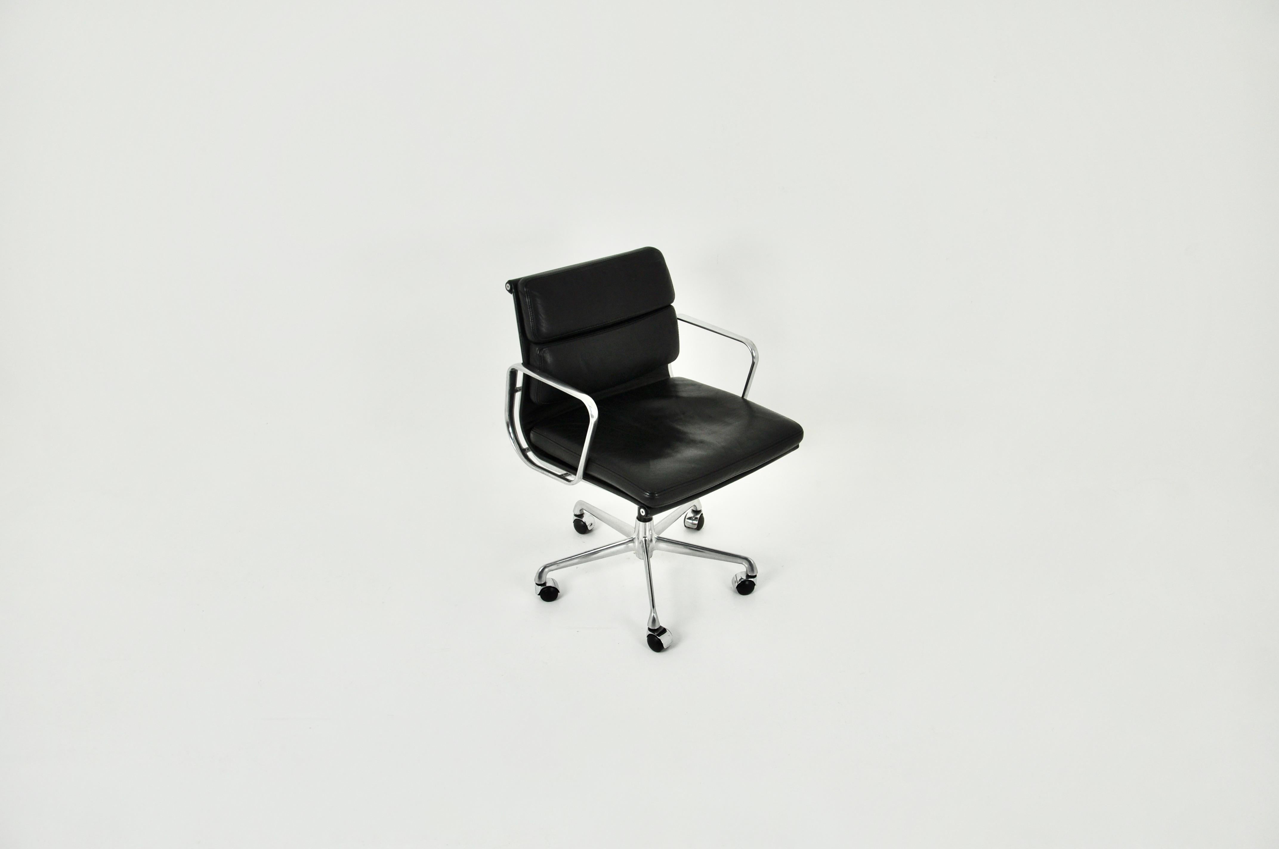 Mid-Century Modern Black Leather Soft Pad Chair by Charles & Ray Eames for ICF, 1970s