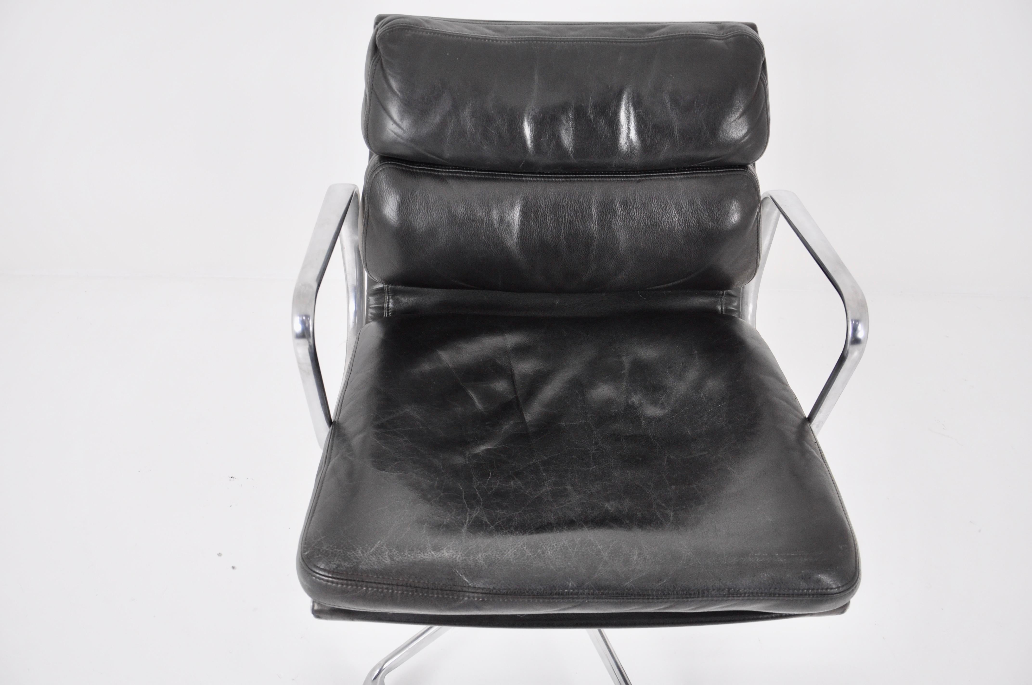 Black Leather Soft Pad Chair by Charles & Ray Eames for ICF, 1970s 1