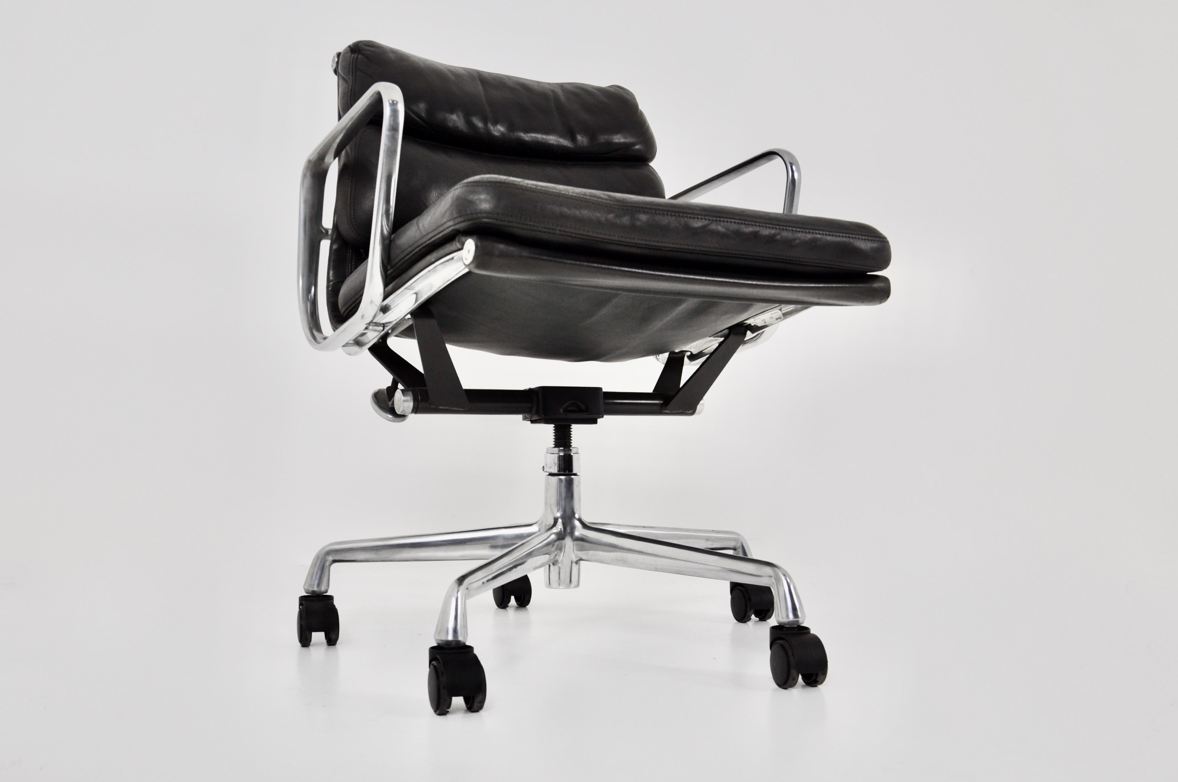 Black Leather Soft Pad Chair by Charles & Ray Eames for ICF, 1970s 2