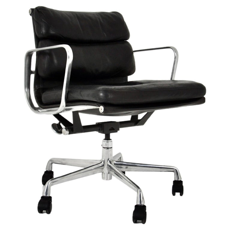 Black Leather Soft Pad Chair by Charles & Ray Eames for ICF, 1970s For Sale