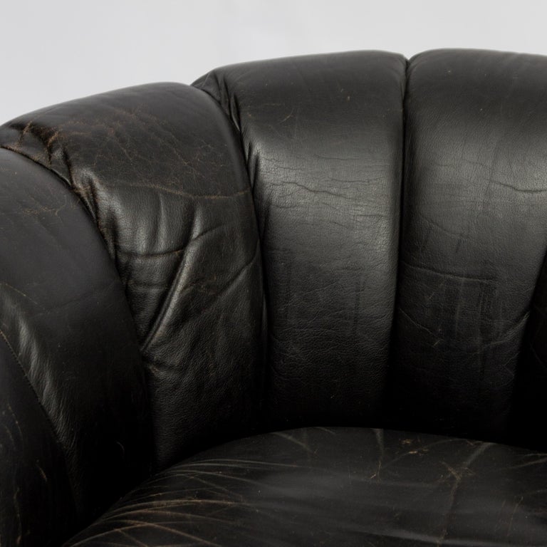 Black Leather Space Age Swivel Chair, 1970s For Sale 1