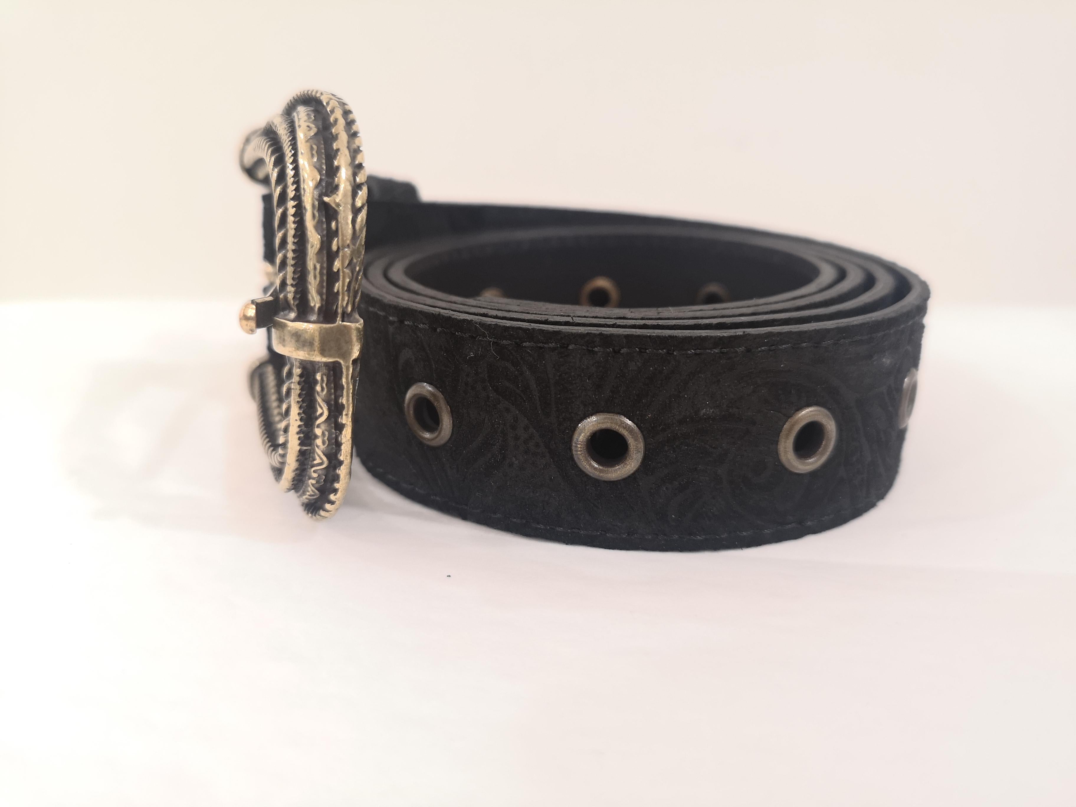 Black leather suede belt NWOT
totally made in italy
one size
total lenght 105 cm
heigh 3 cm