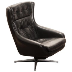 Black Leather Swivel and Rocking Lounge Chair by Lennart Bender