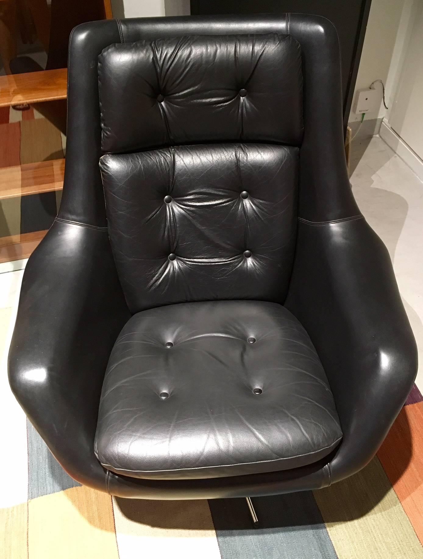 black swivel armchair