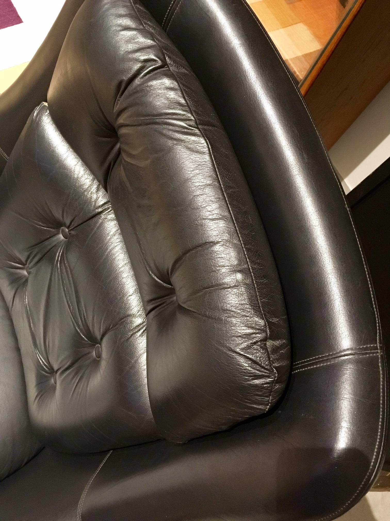 20th Century Black Leather Swivel Armchair by Henry Walter Klein for Bramin