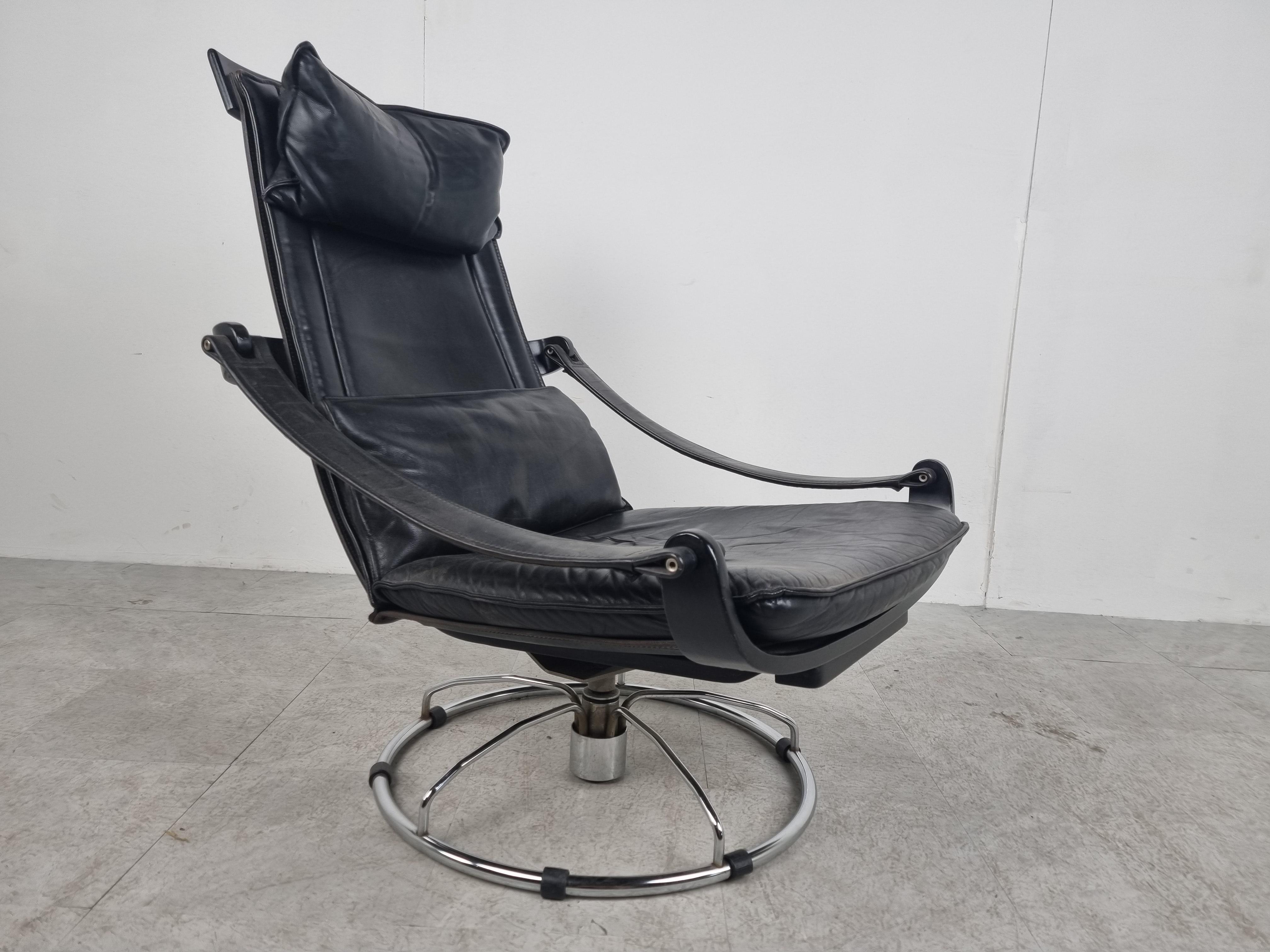 Late 20th Century Black leather swivel chair by Ake Fribytter for Nelo Möbel, 1970s For Sale