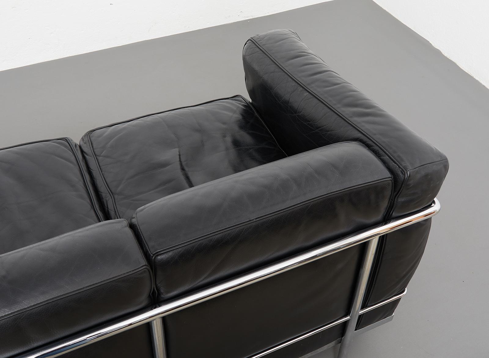 Black Leather Three Seater Sofa LC2 by Le Corbusier for Cassina, c.1980 1
