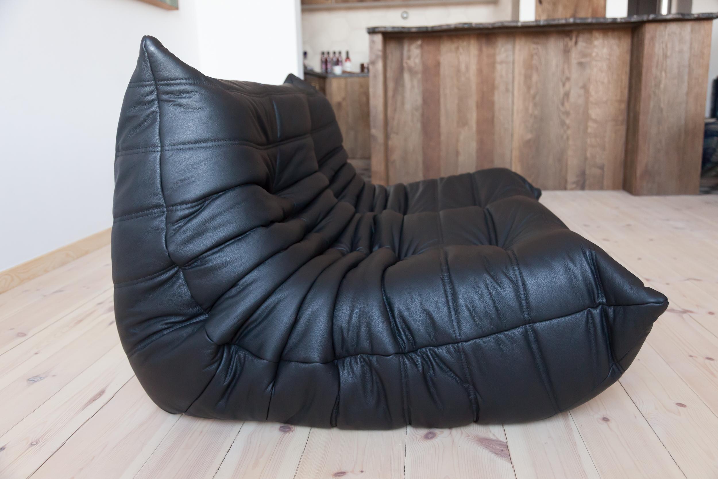 Black Leather Togo Living Room Set by Michel Ducaroy for Ligne Roset For Sale 4