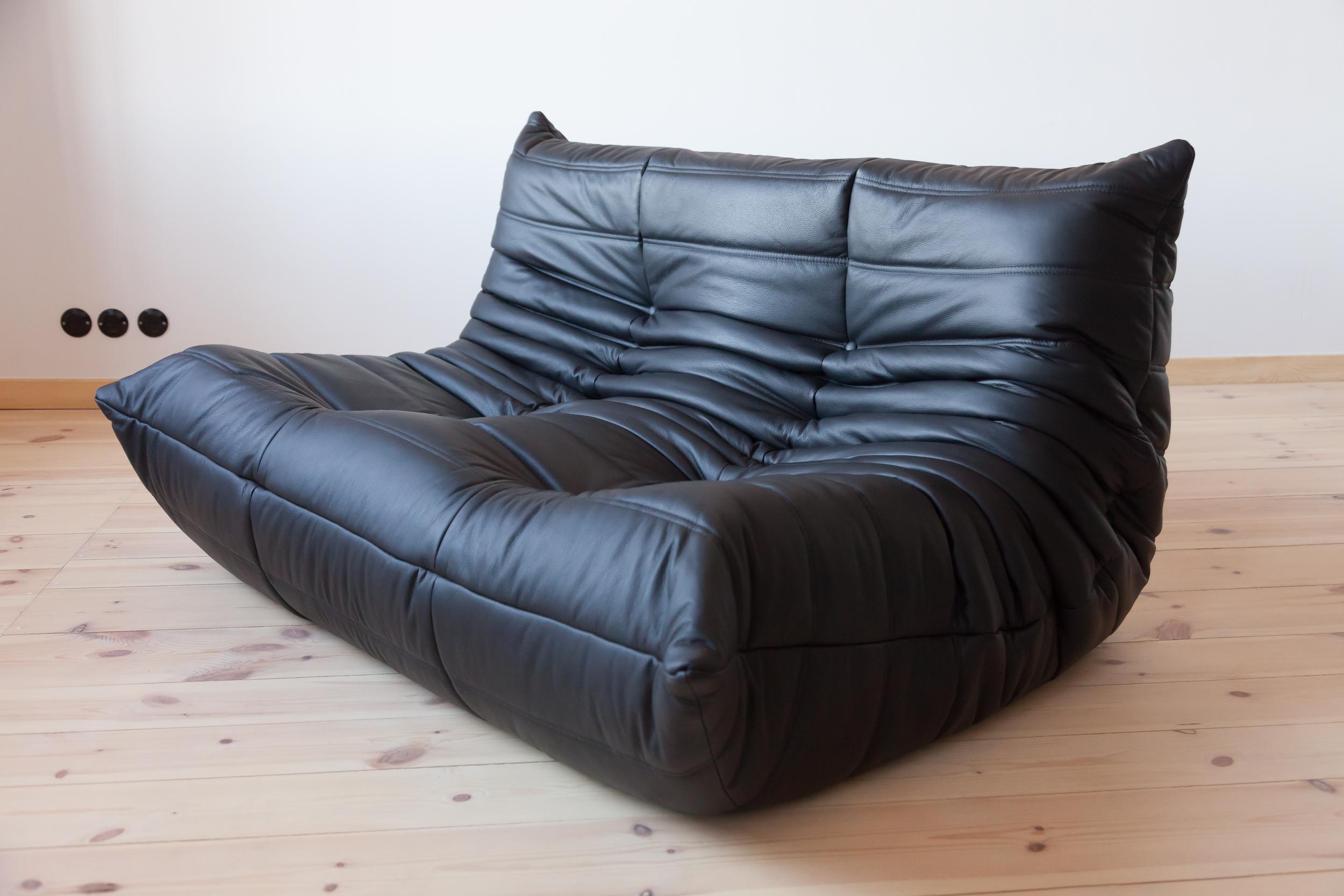Black Leather Togo Living Room Set by Michel Ducaroy for Ligne Roset For Sale 2