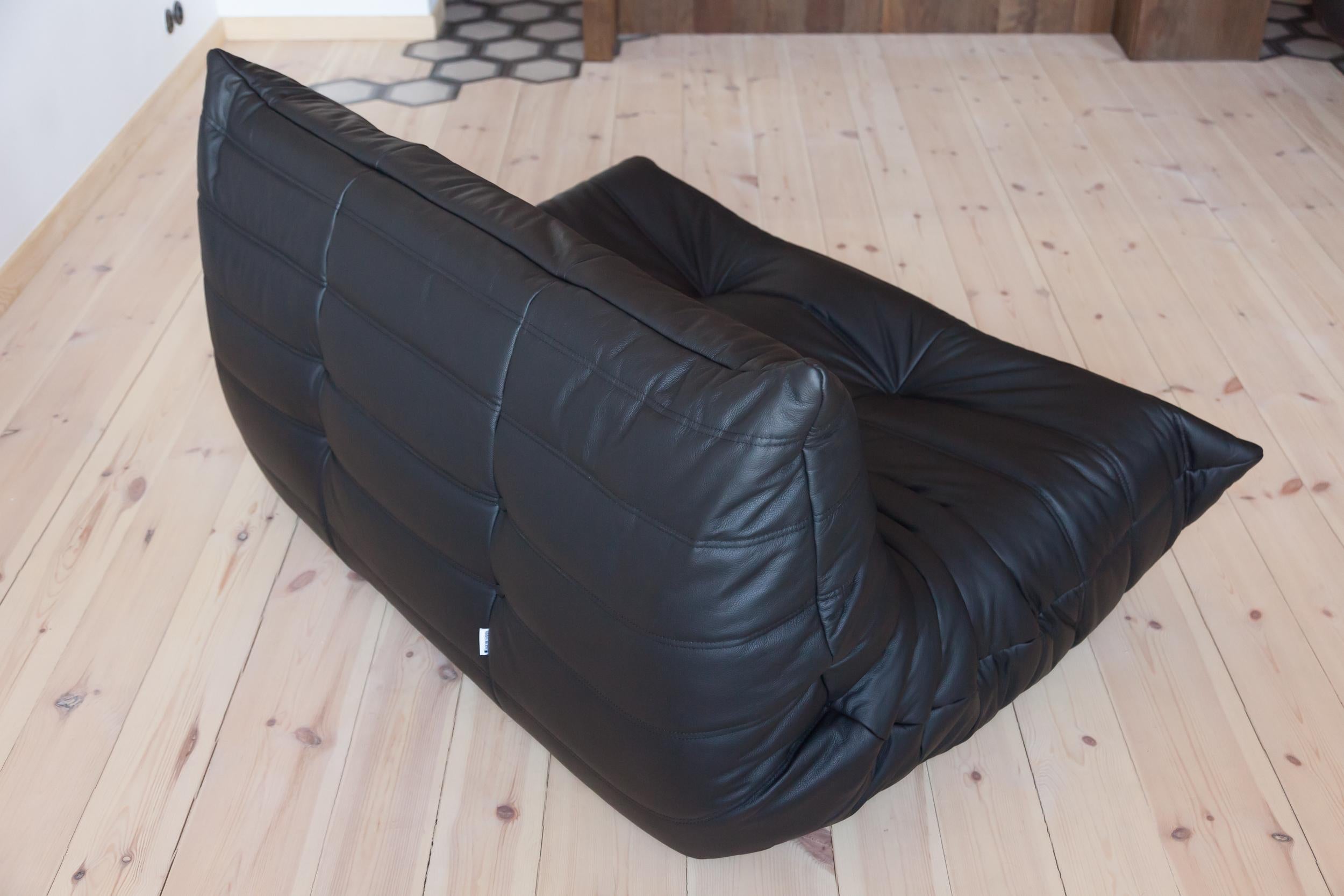 Black Leather Togo Living Room Set by Michel Ducaroy for Ligne Roset For Sale 3
