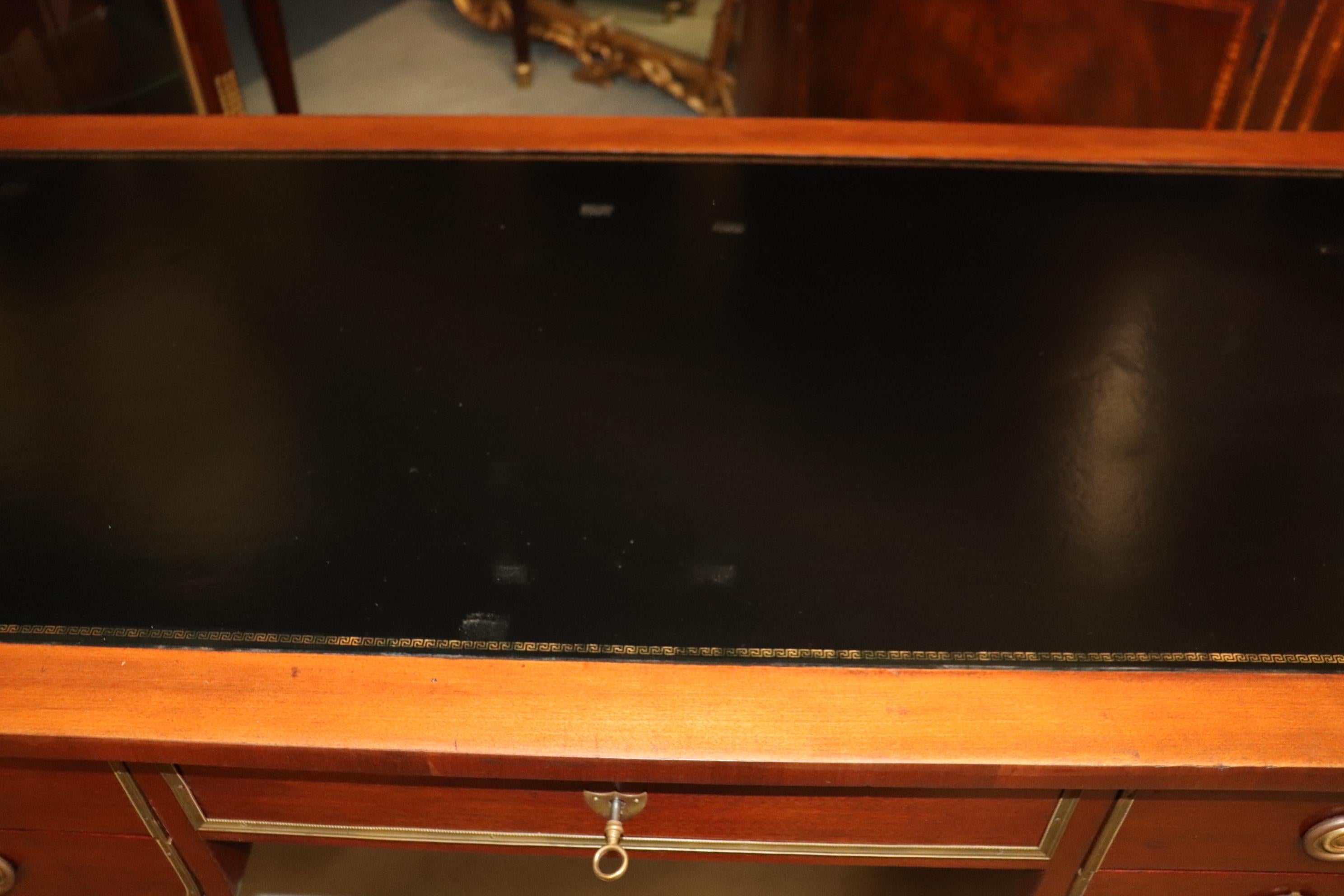 Black Leather Top French Directoire Style Writing Desk Bureau Plat, Circa 1960 For Sale 4