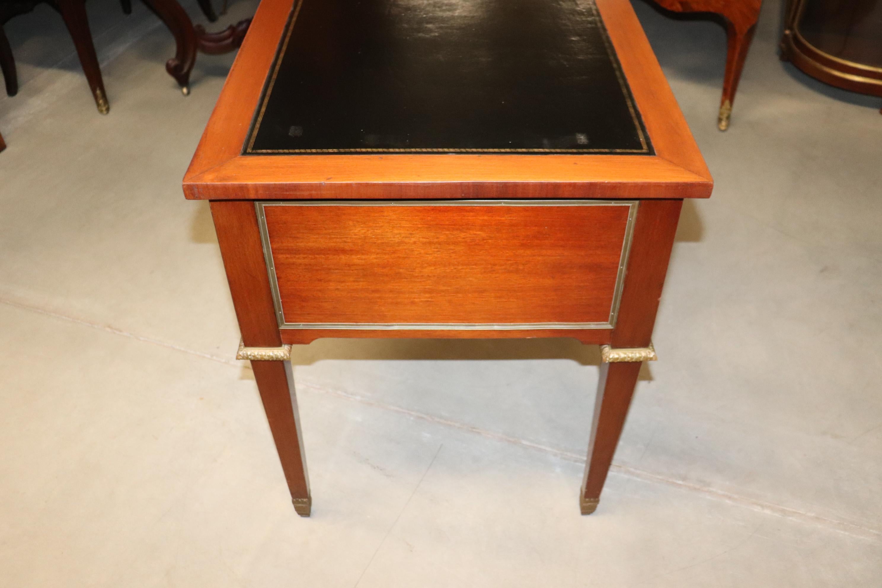 Mid-20th Century Black Leather Top French Directoire Style Writing Desk Bureau Plat, Circa 1960 For Sale