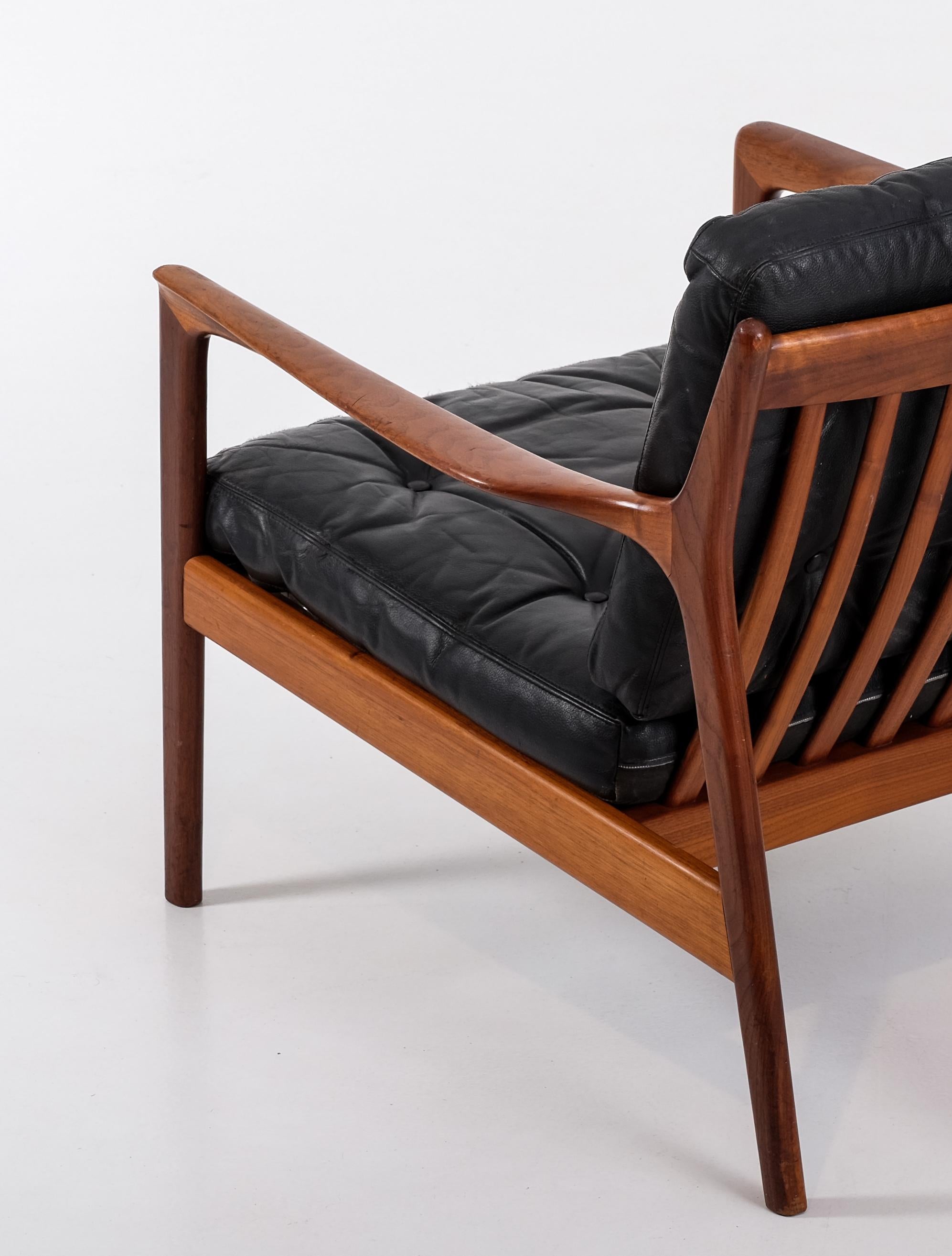Scandinavian Modern Black Leather USA-75 Armchair by Folke Olsson for DUX, 1960s For Sale
