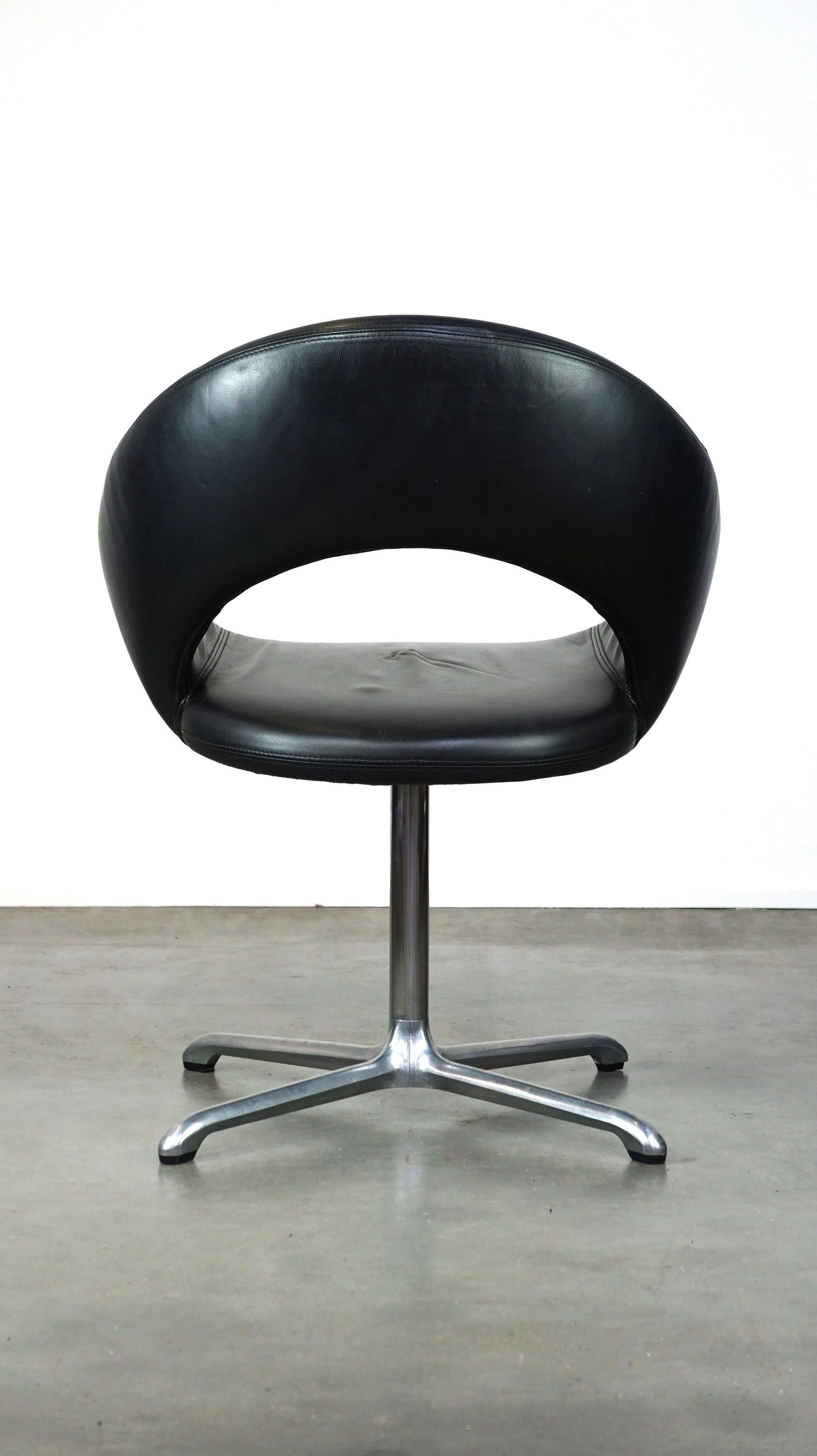 Black Leather Vintage Artifort Design Armchair Model NINA in Leather In Good Condition For Sale In Harderwijk, NL