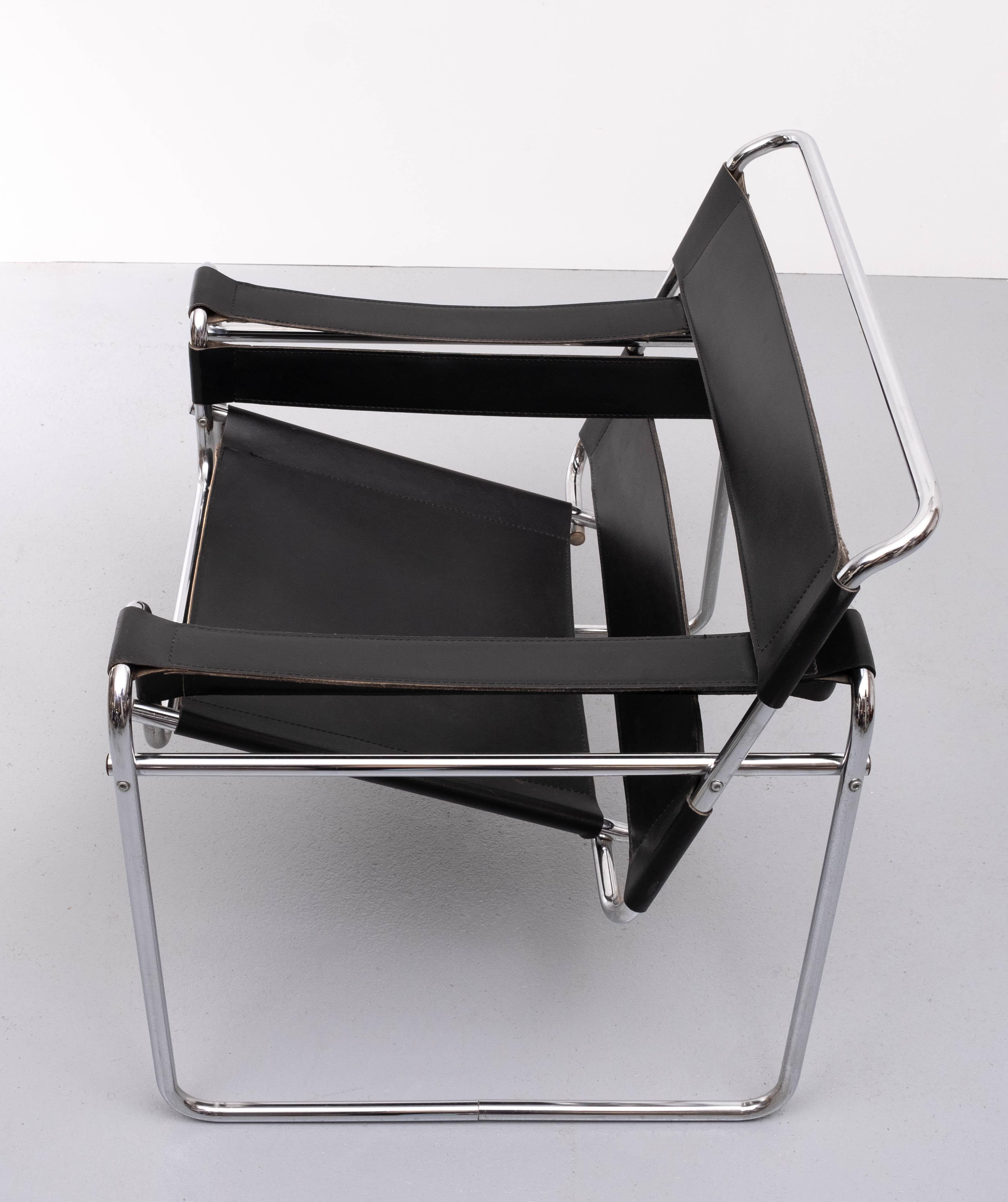 black wassily chair