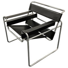Black Leather Wassily Chair by Marcel Breuer Model B3
