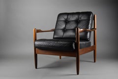 Black Leather Wooden Frame Mid Century Lounge Chair