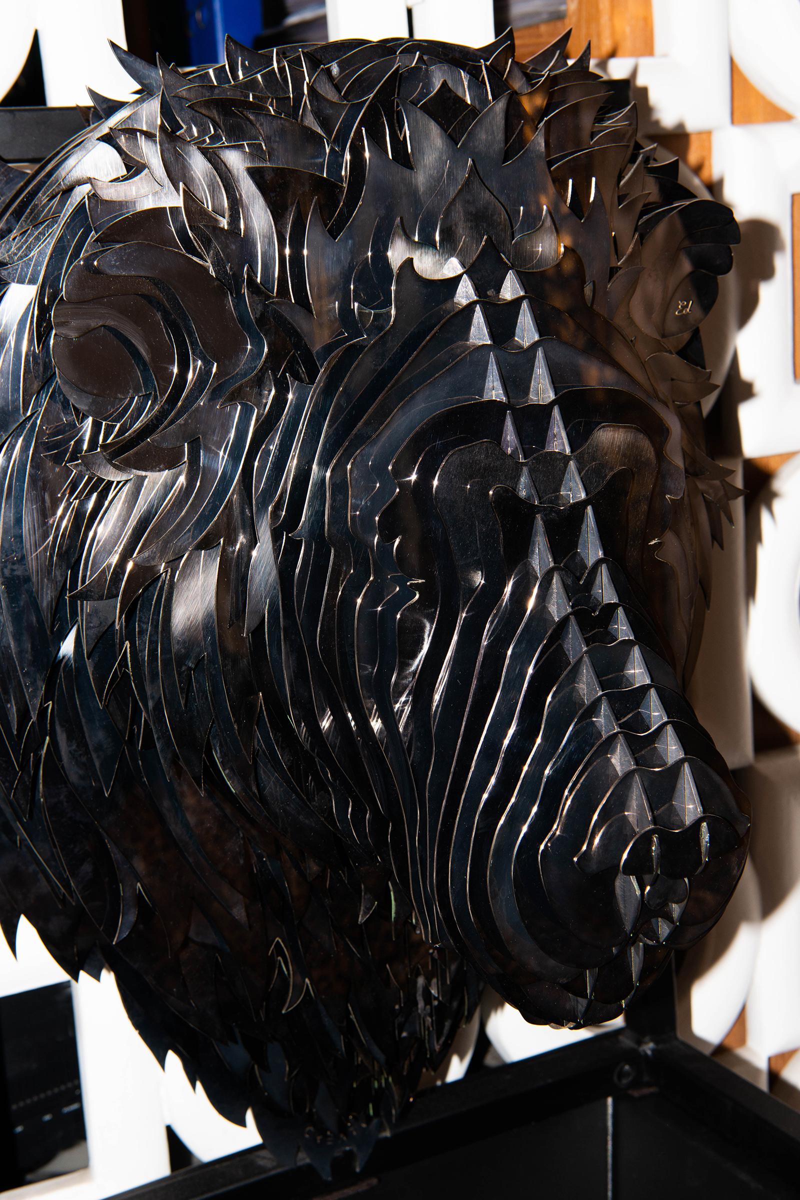 Black Lion Trophee Sculpture For Sale 2
