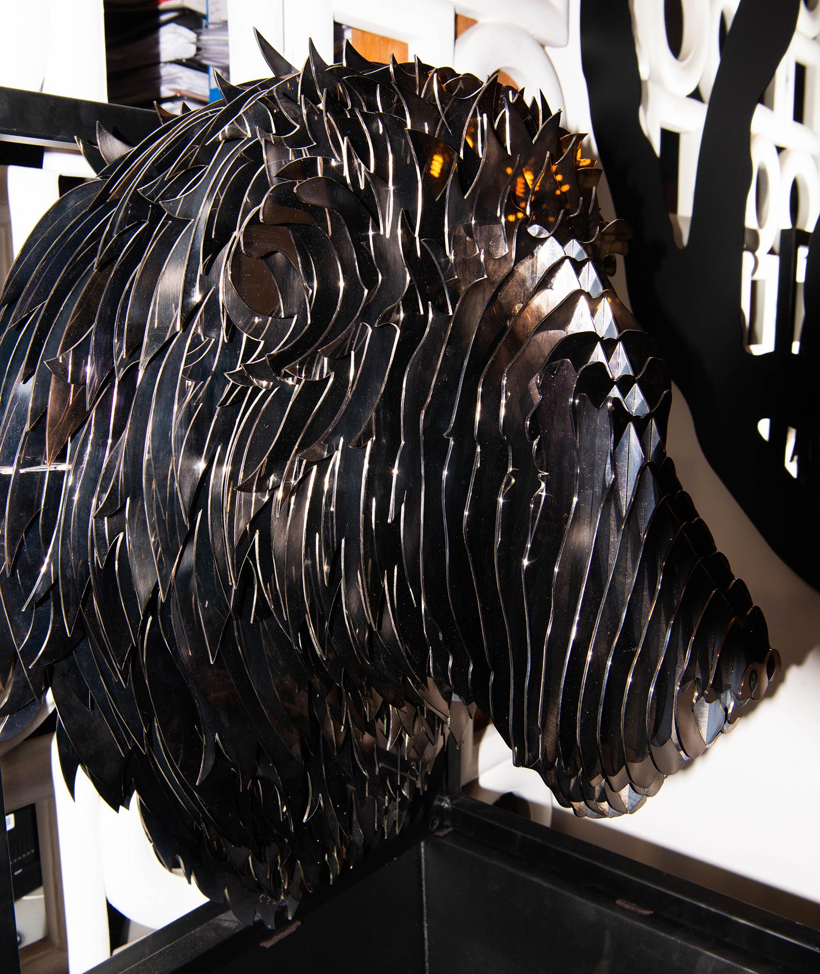 Black Lion Trophee Sculpture In New Condition For Sale In Paris, FR