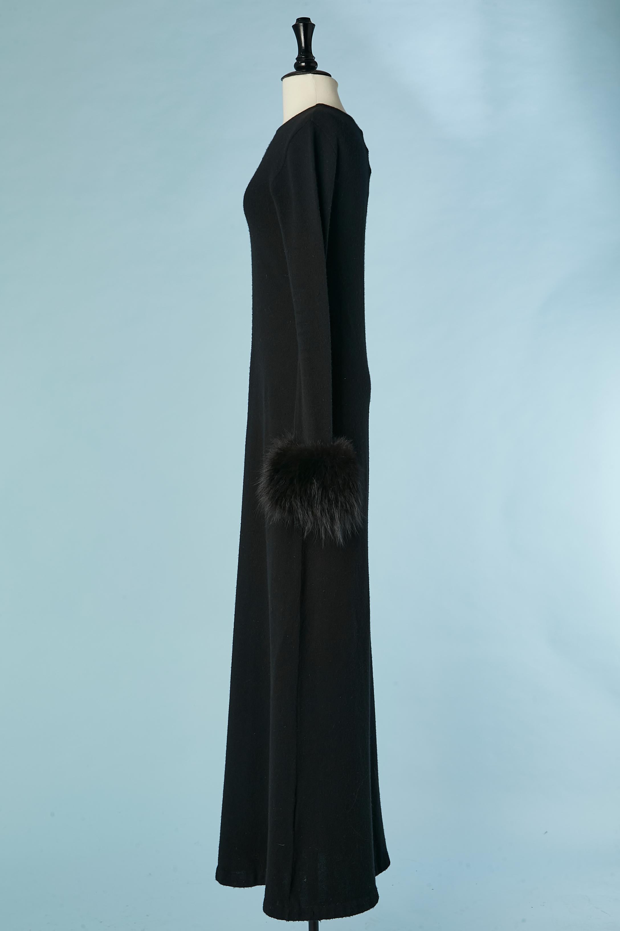 Black long cashmere knit dress with furs cuffs Ralph Lauren In Excellent Condition In Saint-Ouen-Sur-Seine, FR