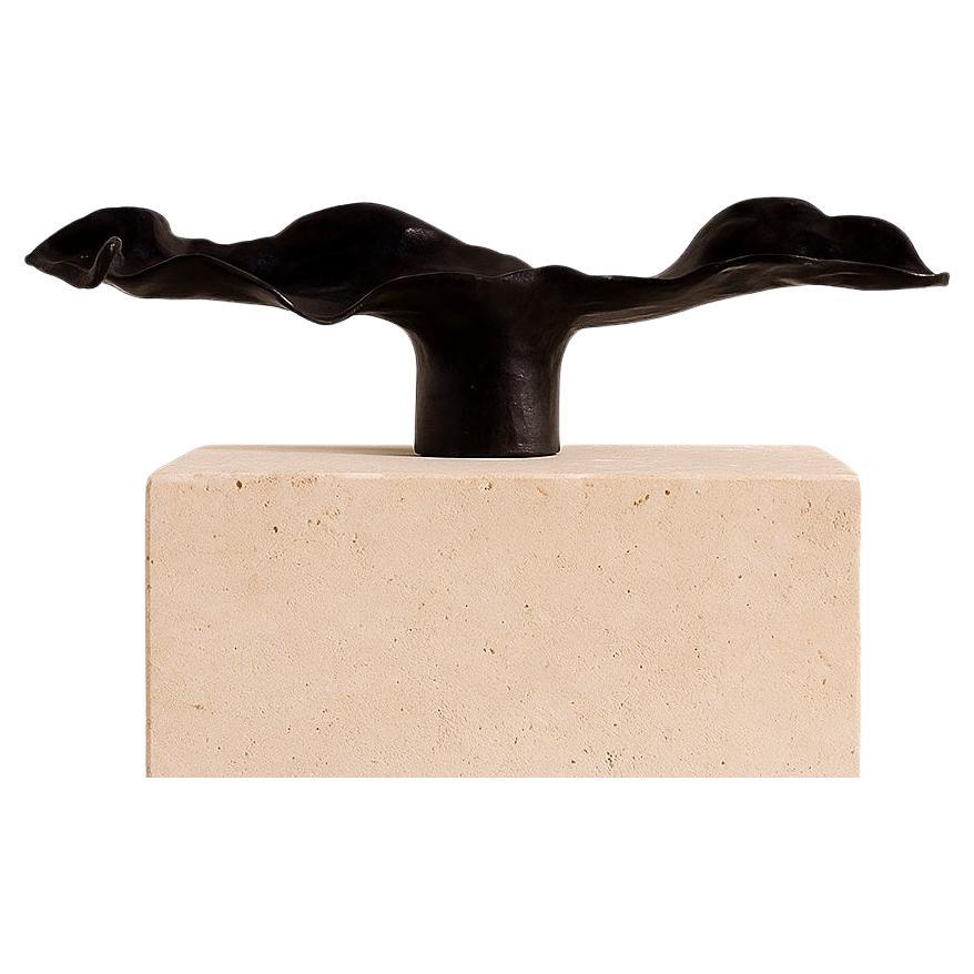 Black Lotus Vase in vendita